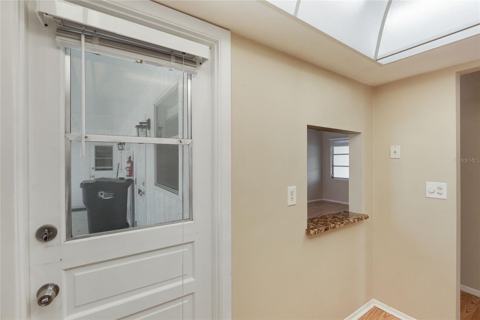 Image 25 of 32 For 5972 Hibiscus Drive 207