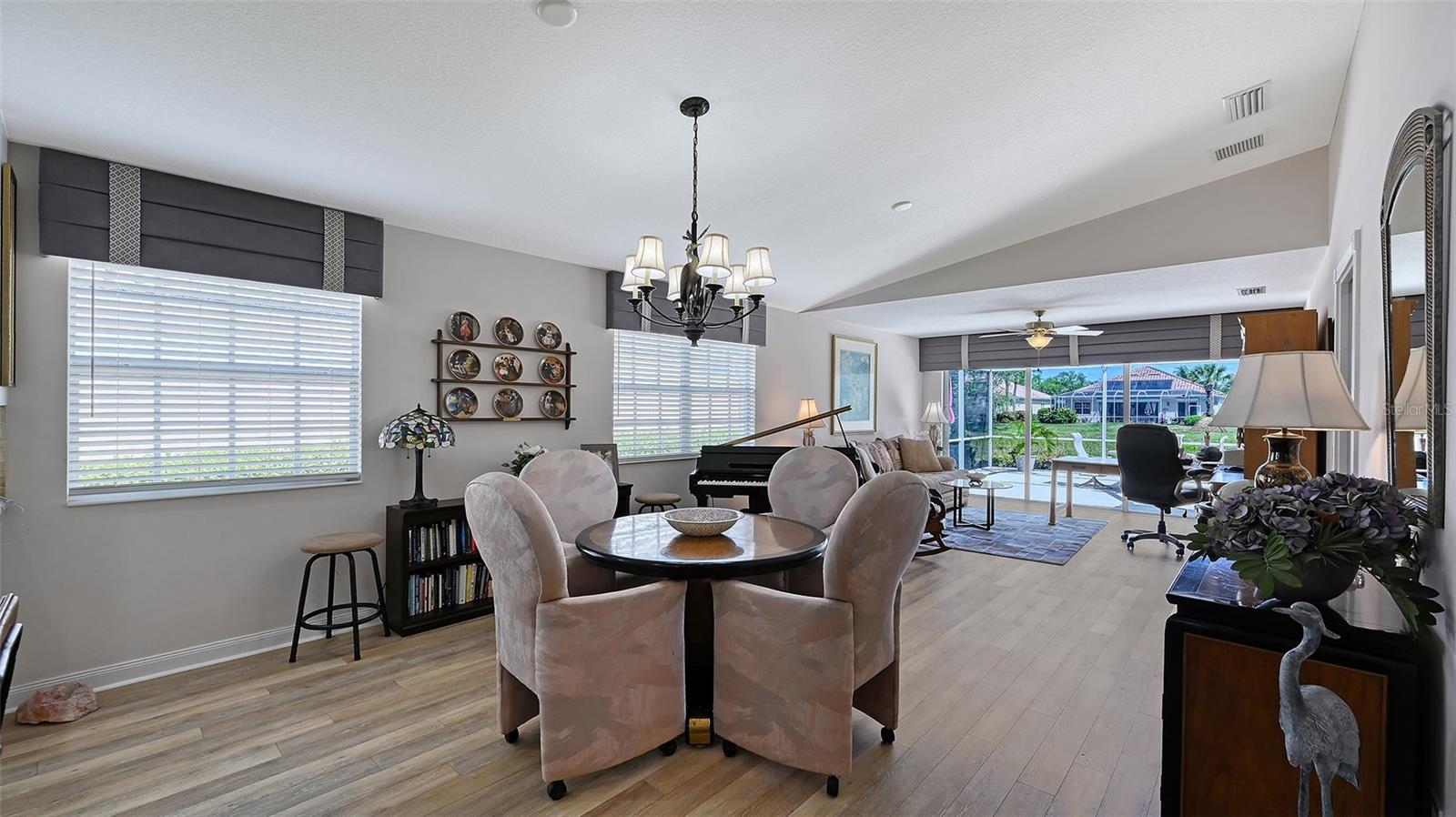 Image 15 of 86 For 5579 Modena Place