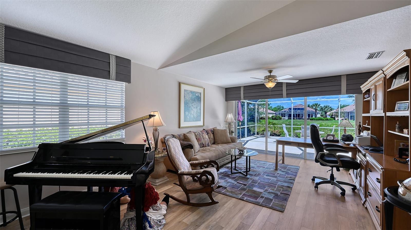 Image 17 of 86 For 5579 Modena Place