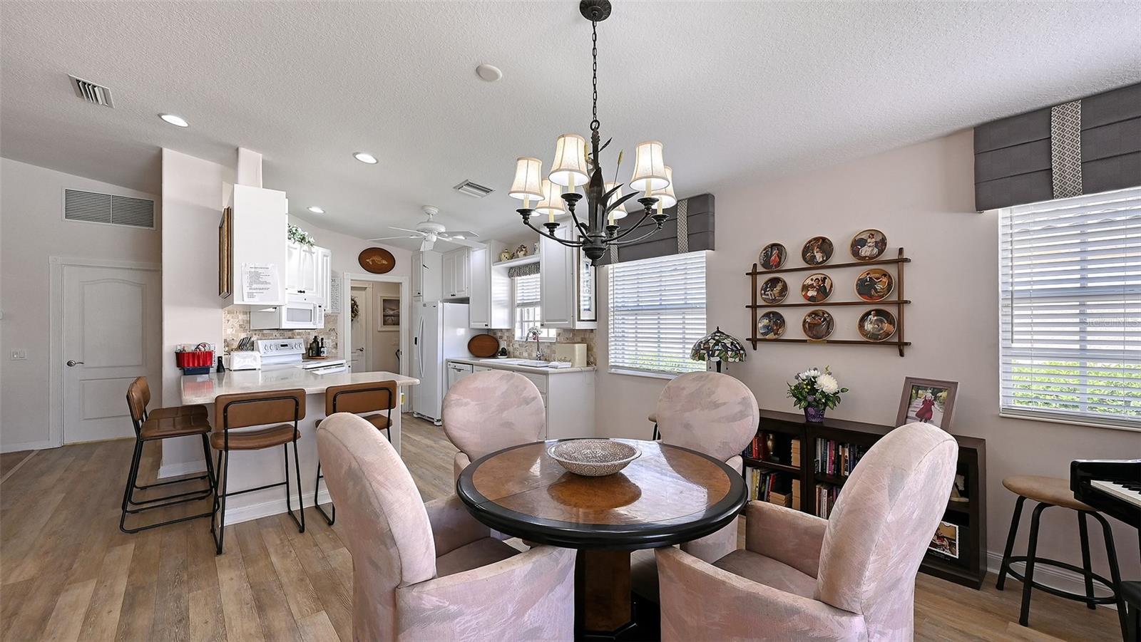 Image 20 of 86 For 5579 Modena Place