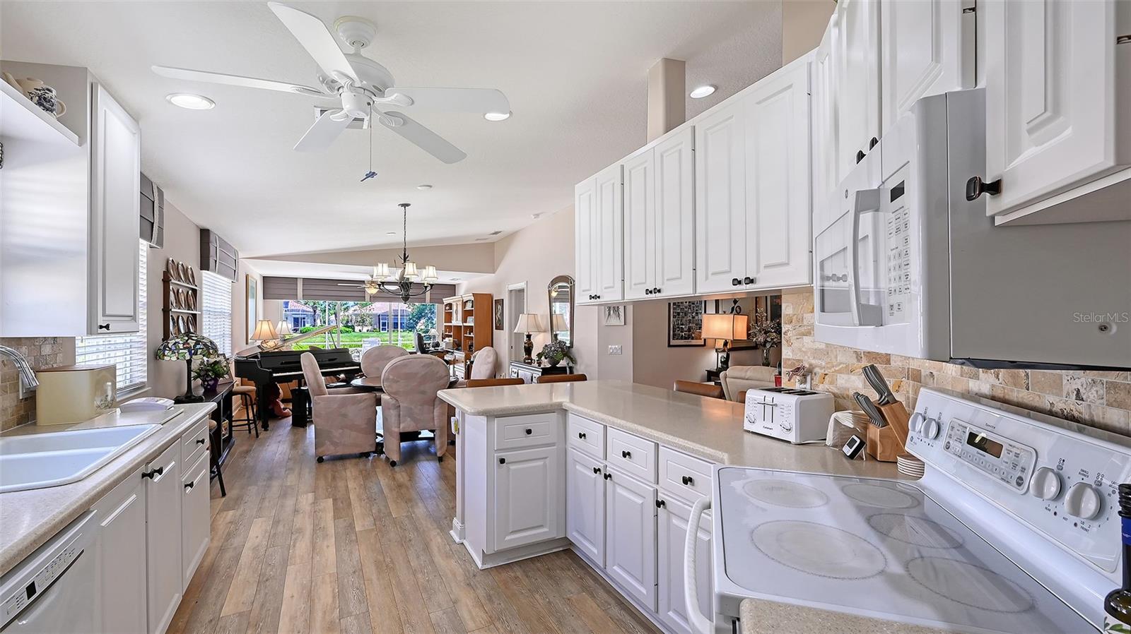 Image 23 of 86 For 5579 Modena Place