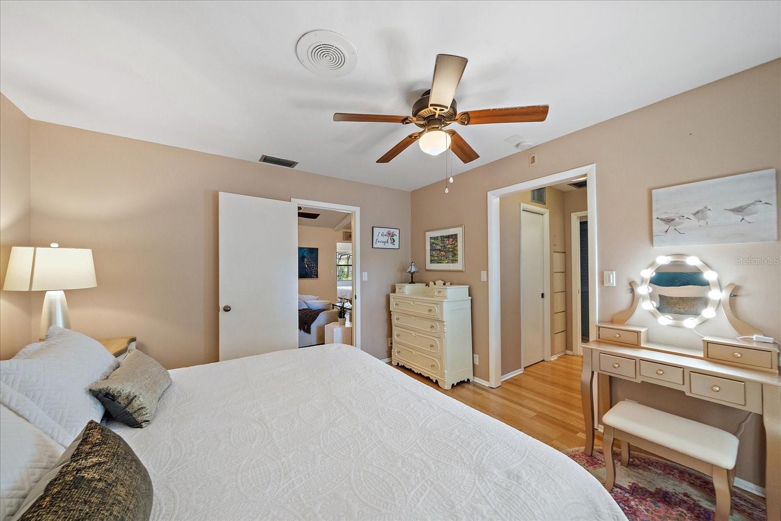 Image 17 of 35 For 3246 Maiden Lane