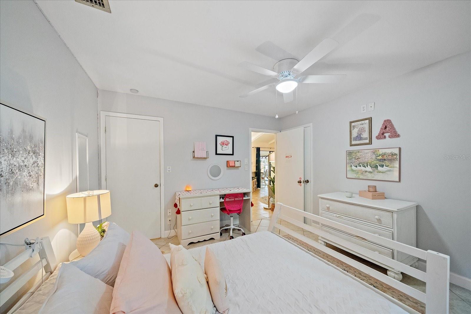 Image 23 of 35 For 3246 Maiden Lane