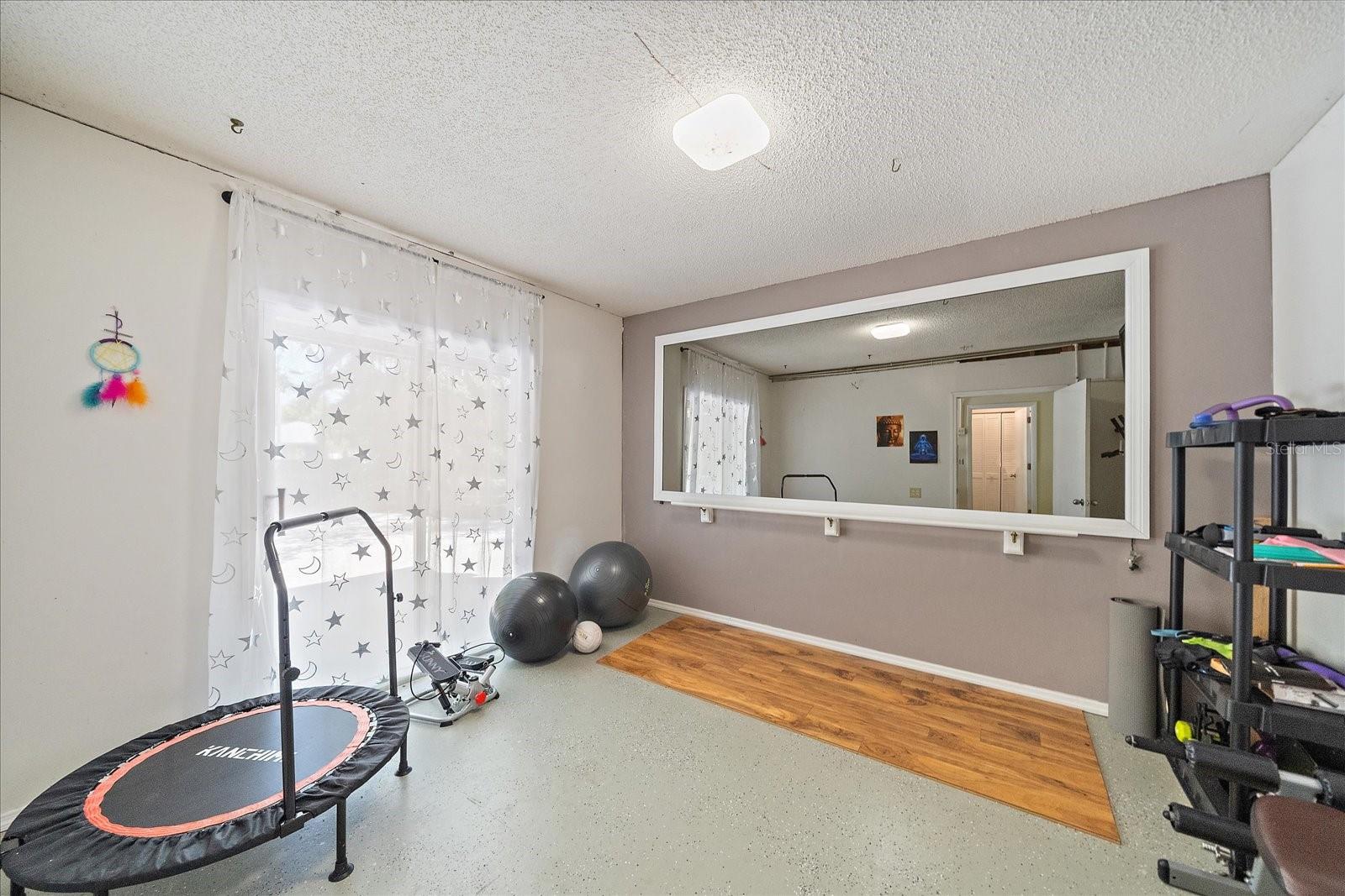 Image 27 of 35 For 3246 Maiden Lane