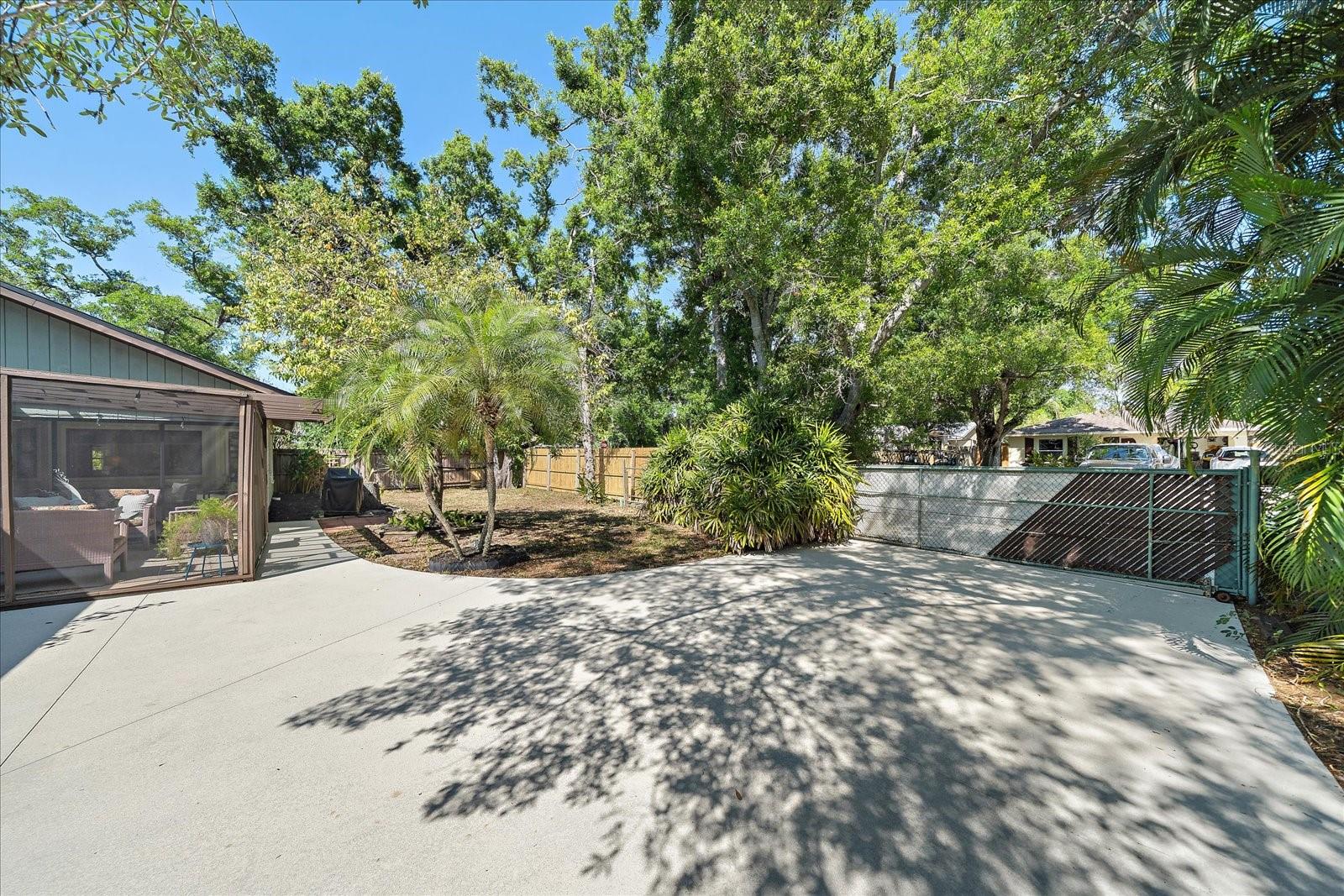 Image 32 of 35 For 3246 Maiden Lane