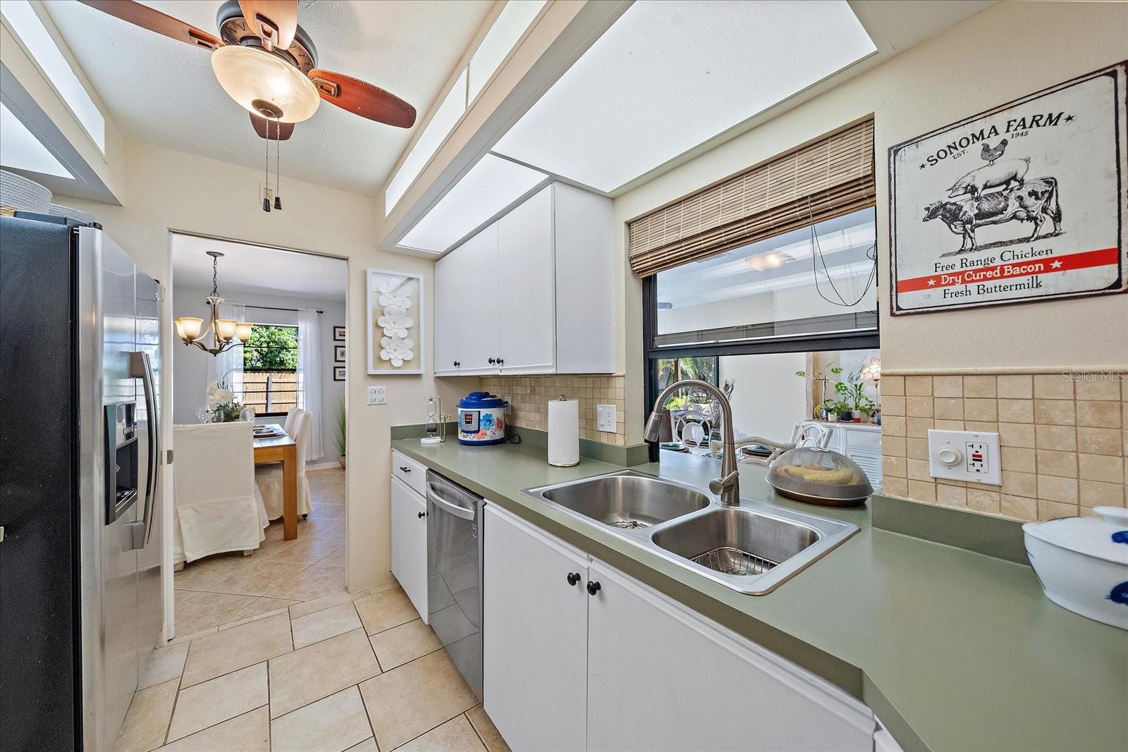 Image 8 of 35 For 3246 Maiden Lane