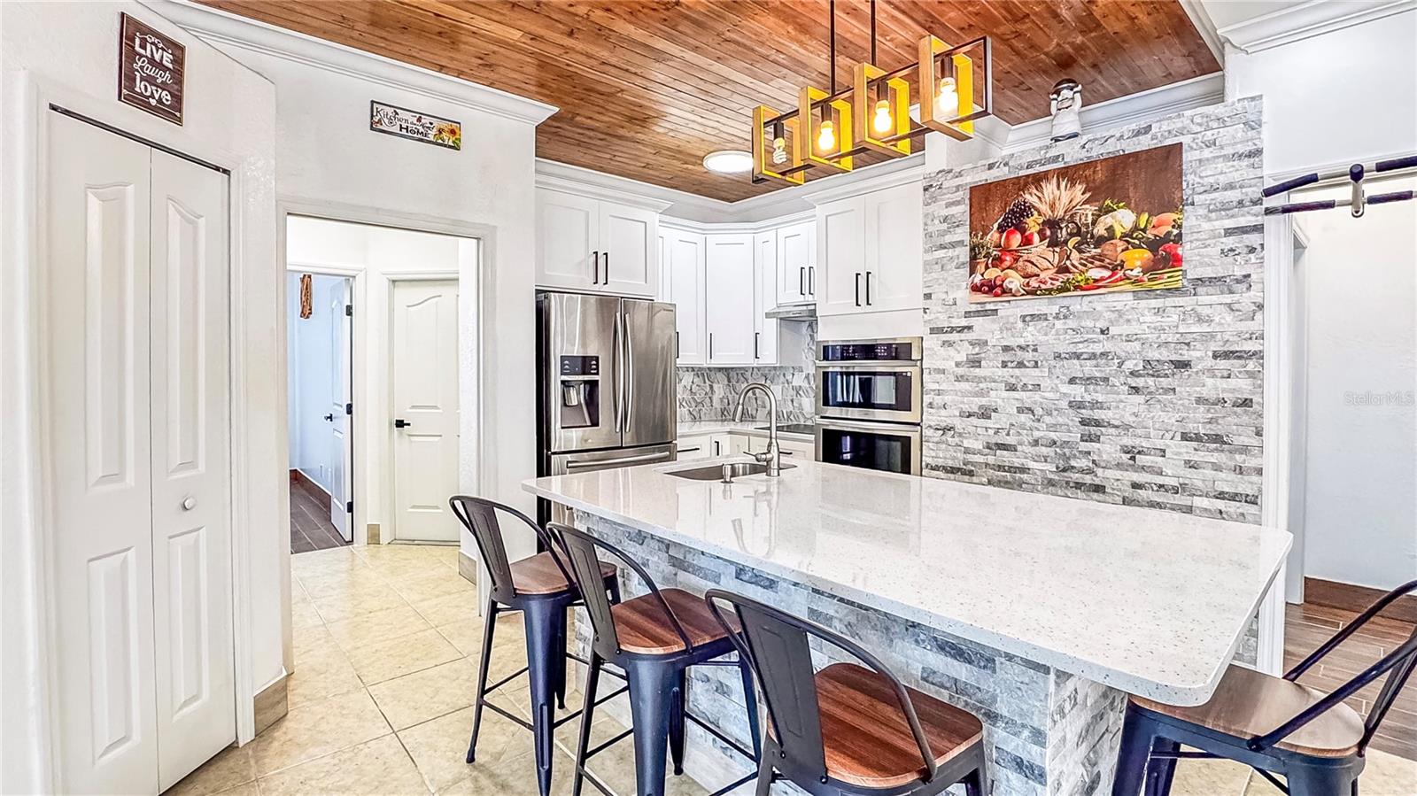 Image 14 of 52 For 3496 Omela Terrace