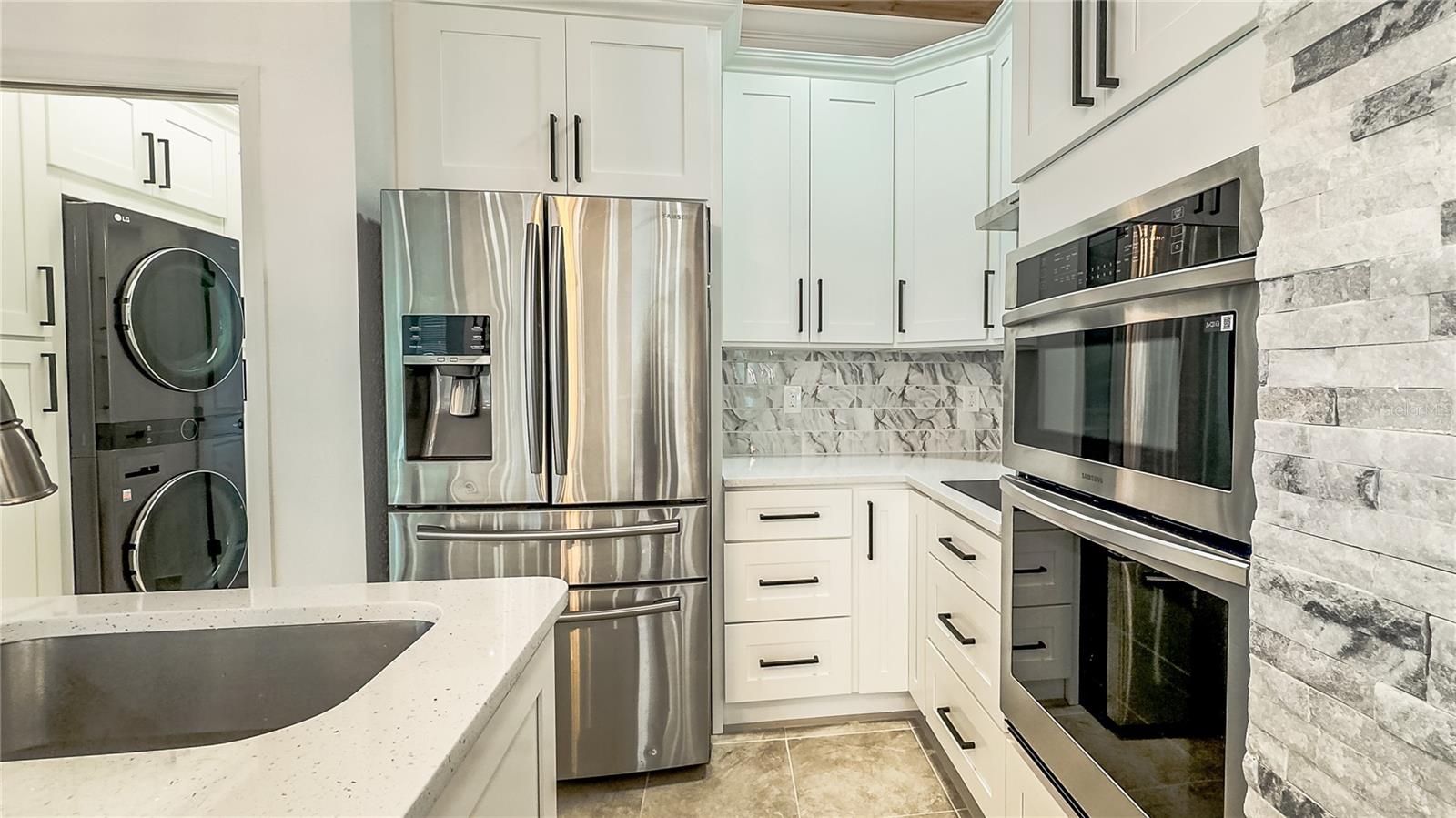 Image 16 of 52 For 3496 Omela Terrace