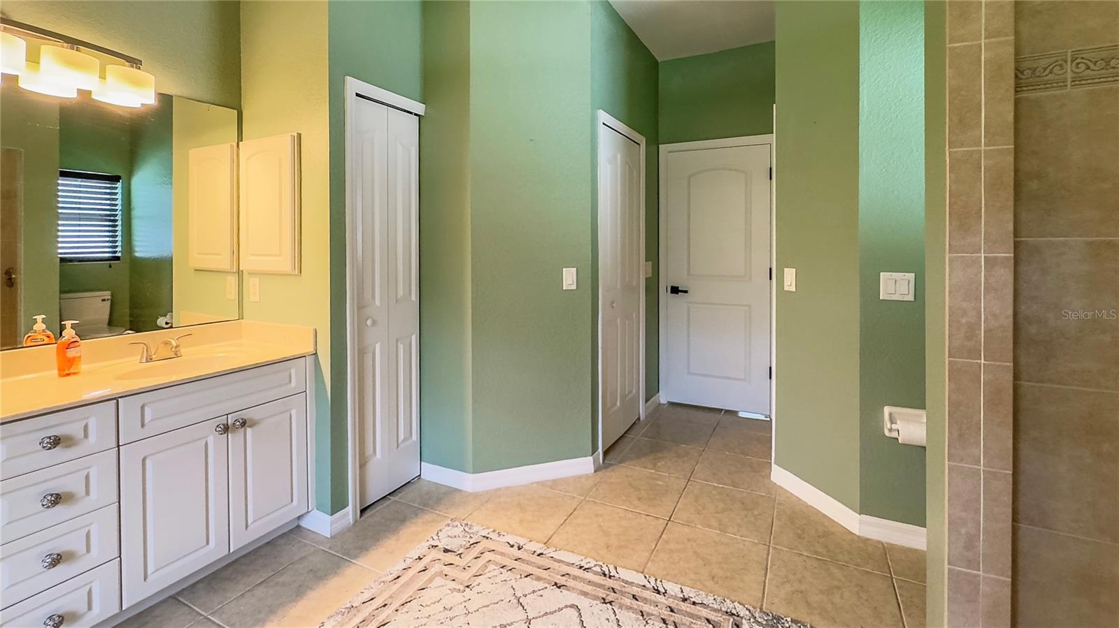 Image 22 of 52 For 3496 Omela Terrace