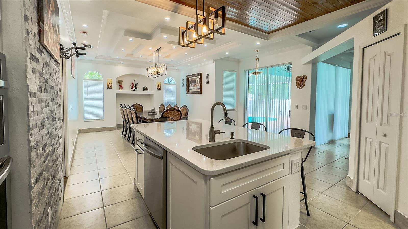 Image 29 of 52 For 3496 Omela Terrace