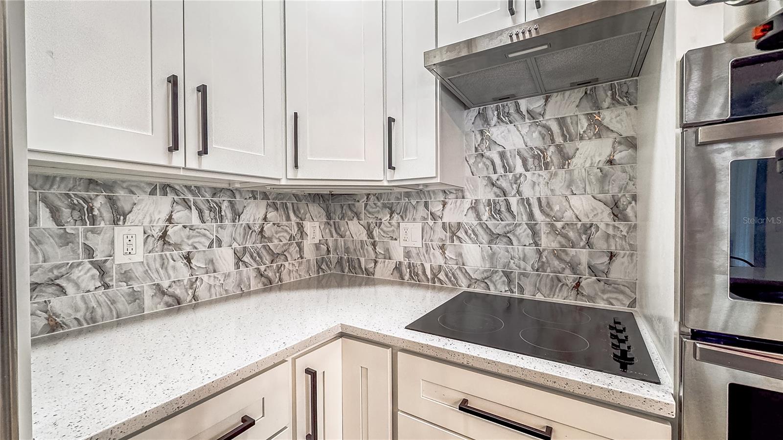 Image 32 of 52 For 3496 Omela Terrace