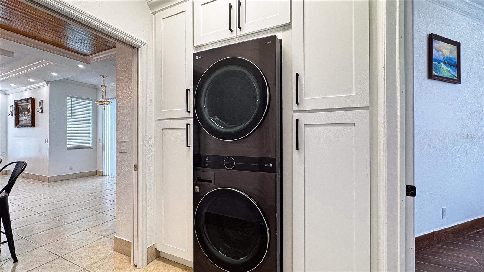 Image 34 of 52 For 3496 Omela Terrace