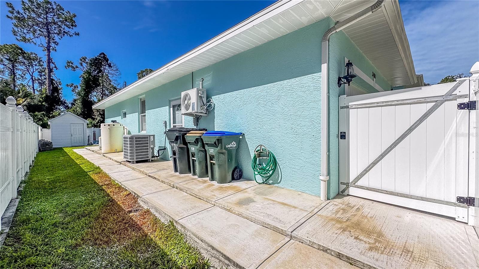 Image 46 of 52 For 3496 Omela Terrace