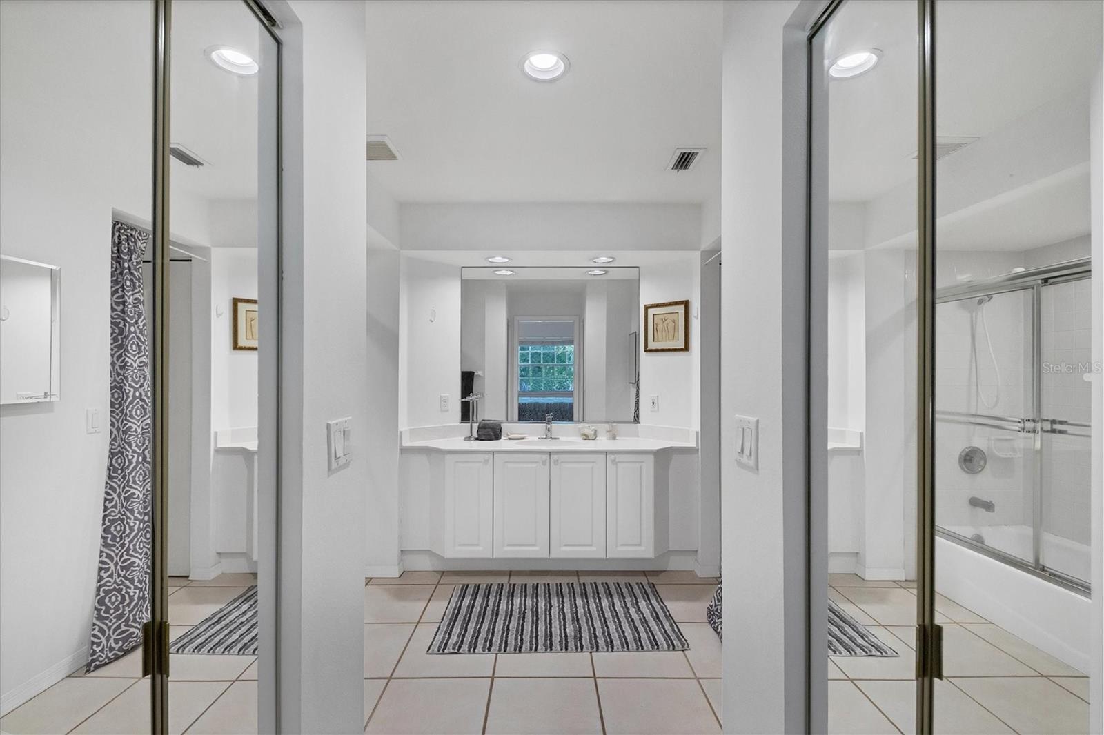 Image 17 of 23 For 3803 54th Drive W 202