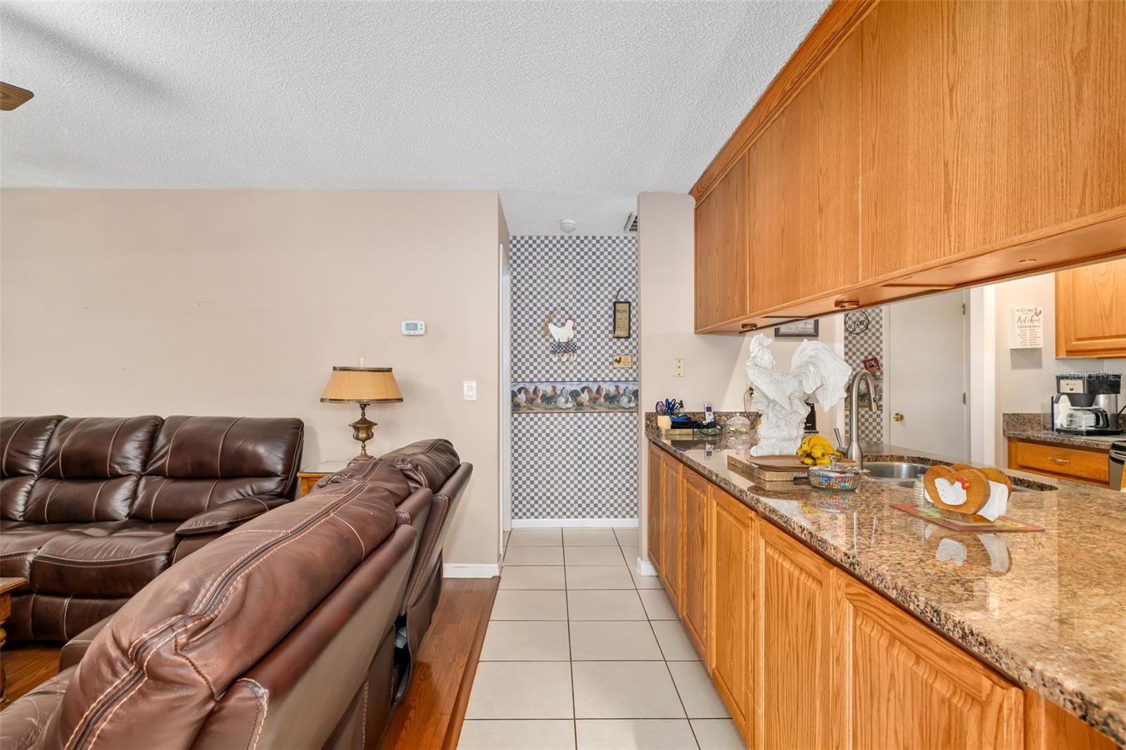 Image 14 of 57 For 2005 39th Street W