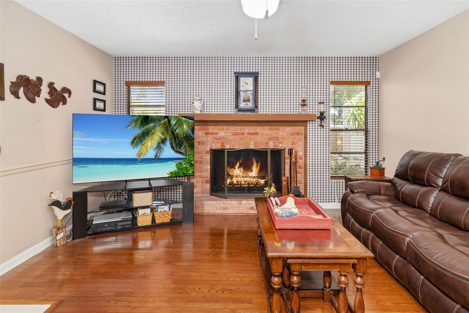 Image 19 of 57 For 2005 39th Street W