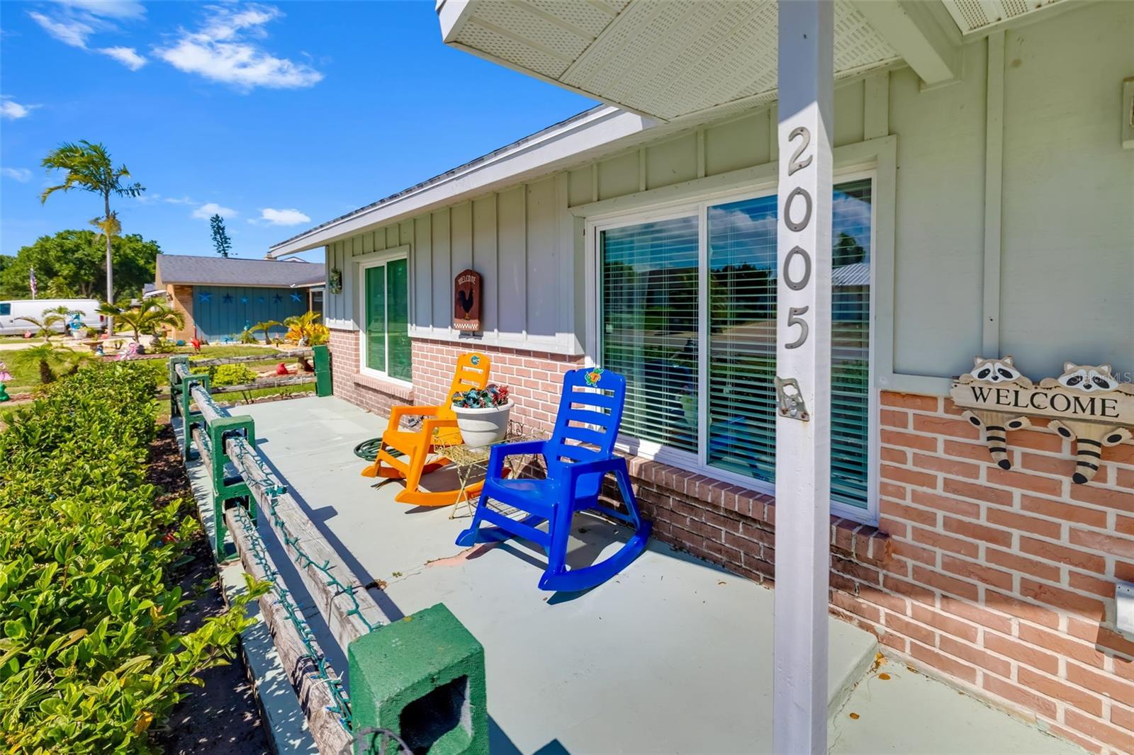 Image 2 of 57 For 2005 39th Street W