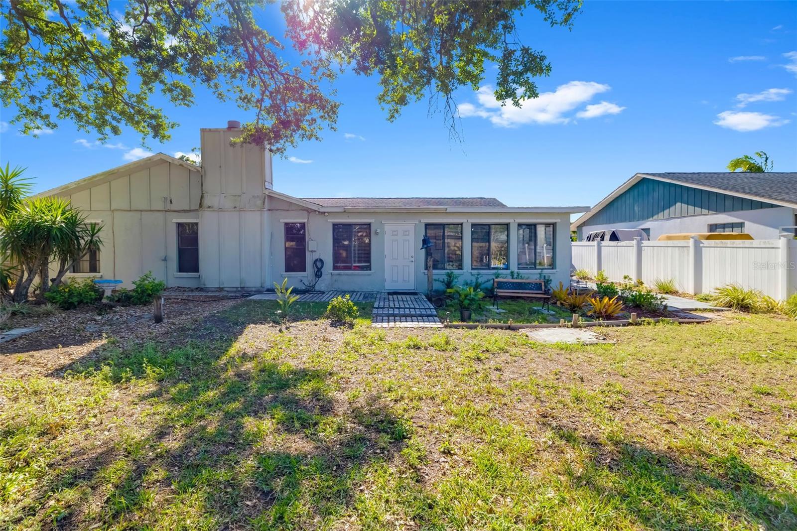 Image 26 of 57 For 2005 39th Street W