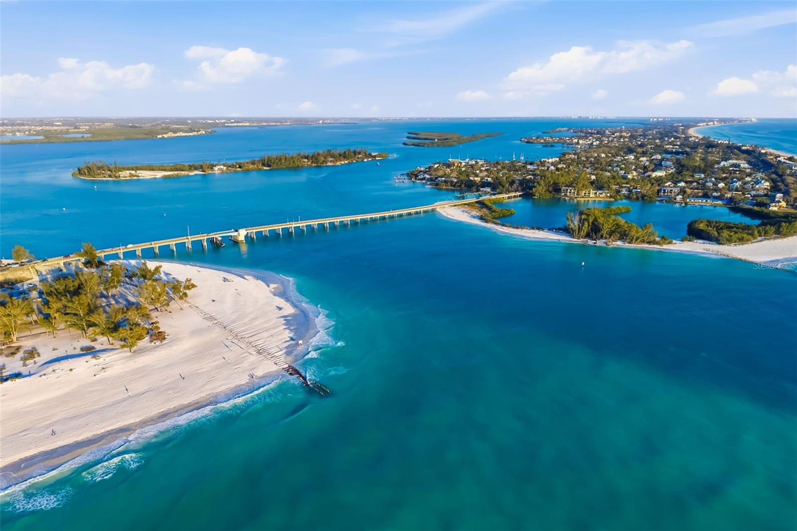 Image 50 of 57 For 2005 39th Street W