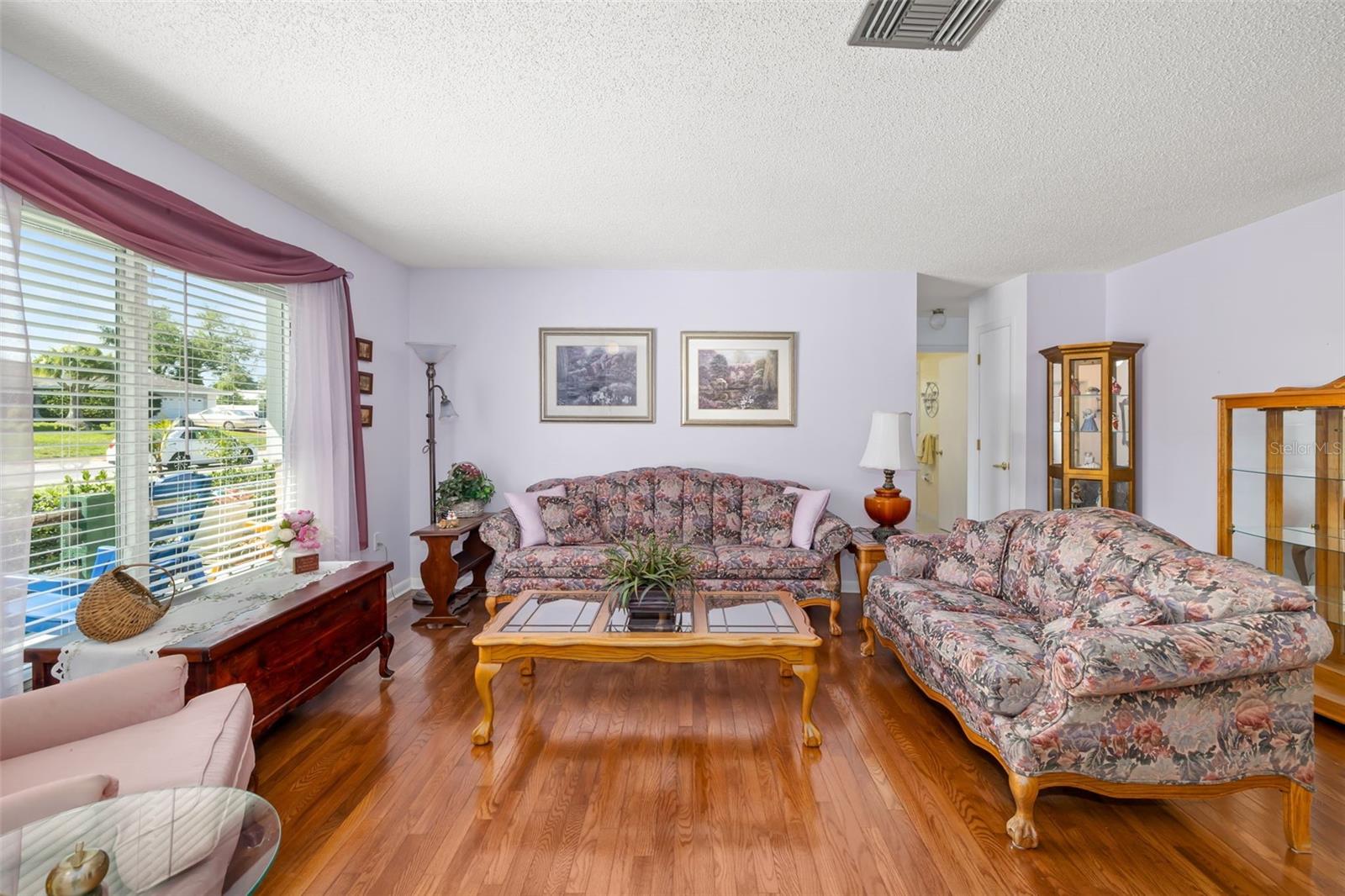 Image 6 of 57 For 2005 39th Street W