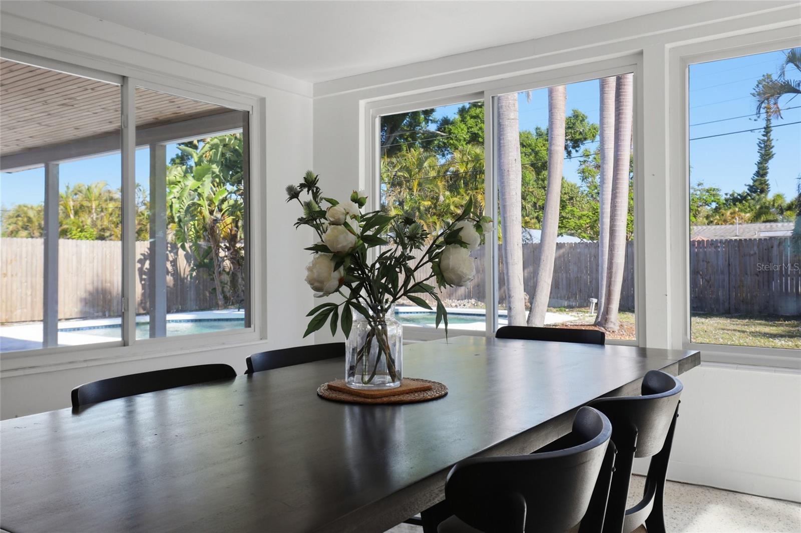 Image 17 of 46 For 2311 Sunnyside Place