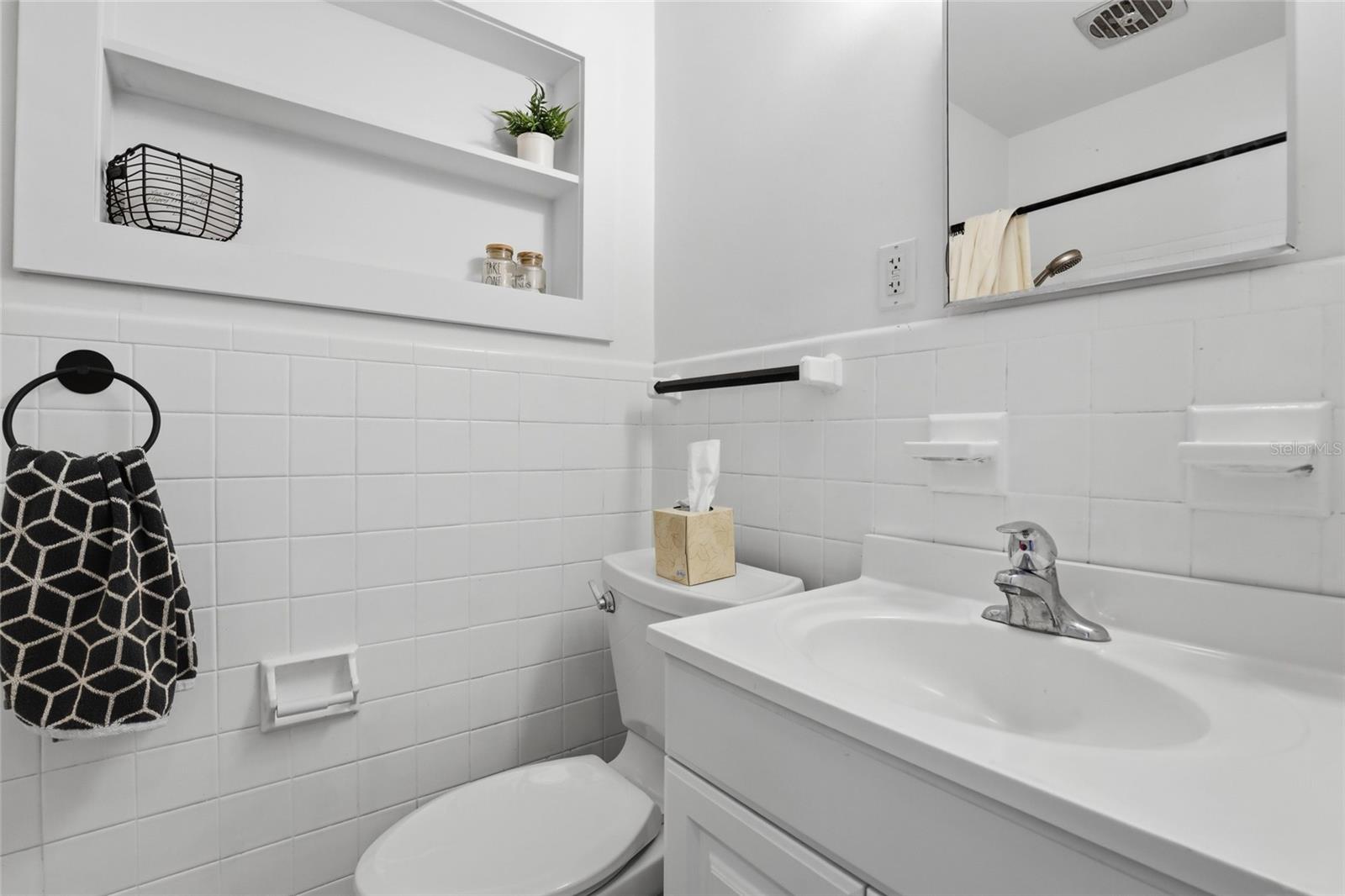 Image 20 of 46 For 2311 Sunnyside Place