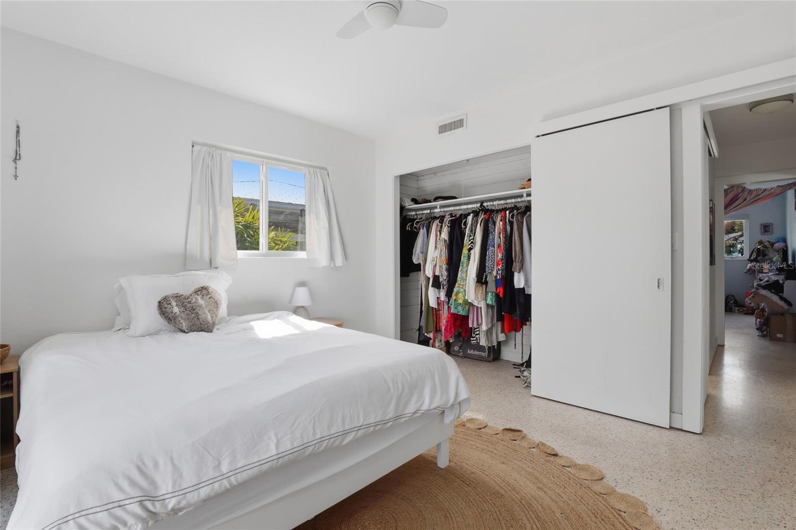 Image 25 of 46 For 2311 Sunnyside Place