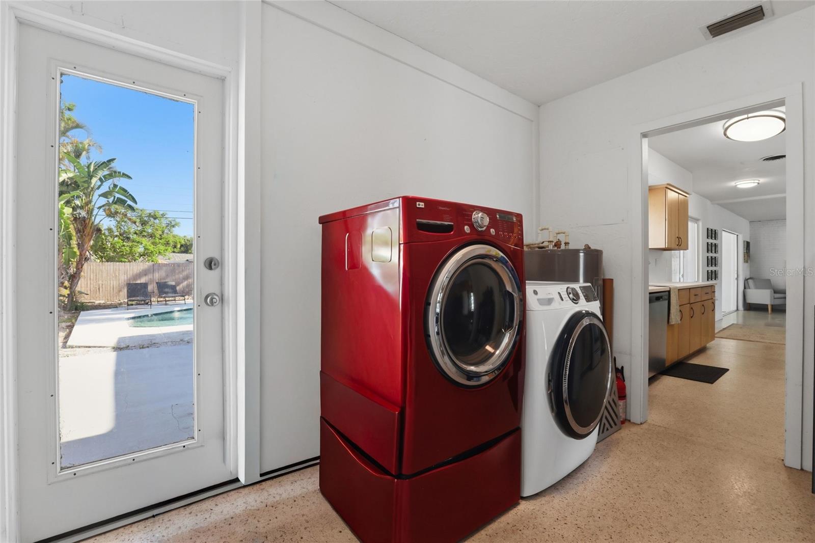 Image 26 of 46 For 2311 Sunnyside Place