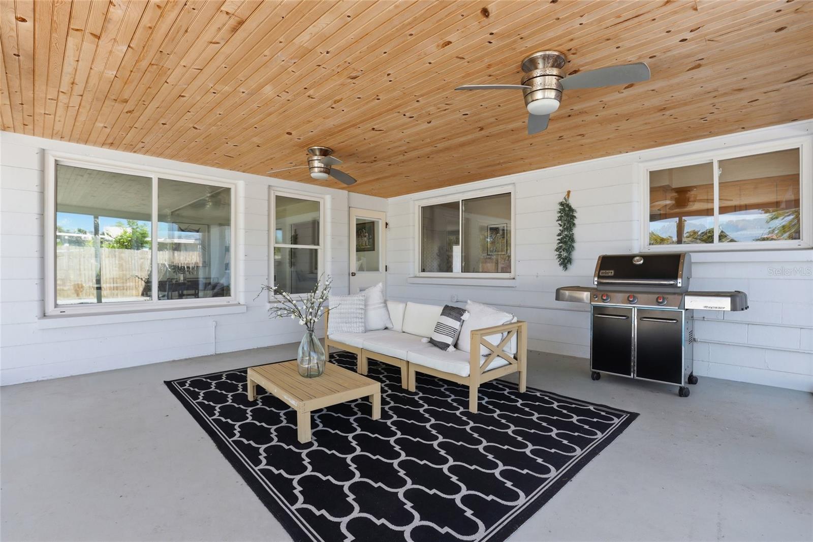 Image 30 of 46 For 2311 Sunnyside Place