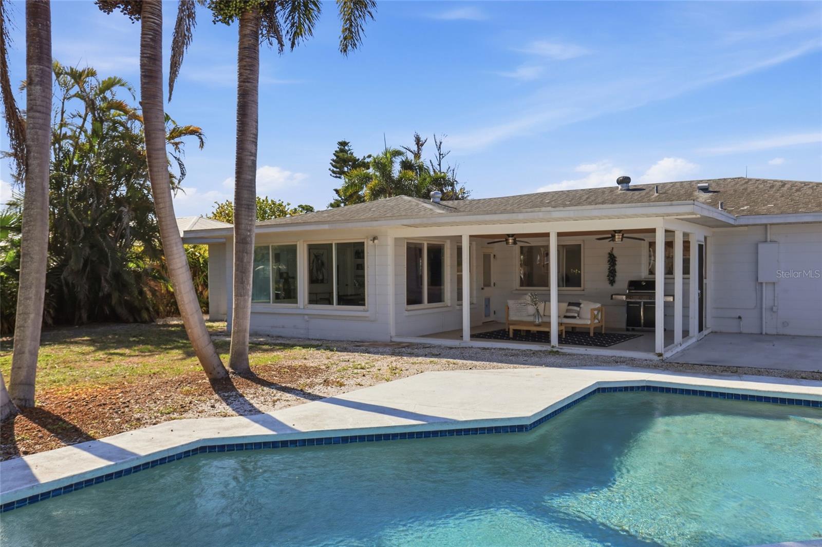 Image 32 of 46 For 2311 Sunnyside Place