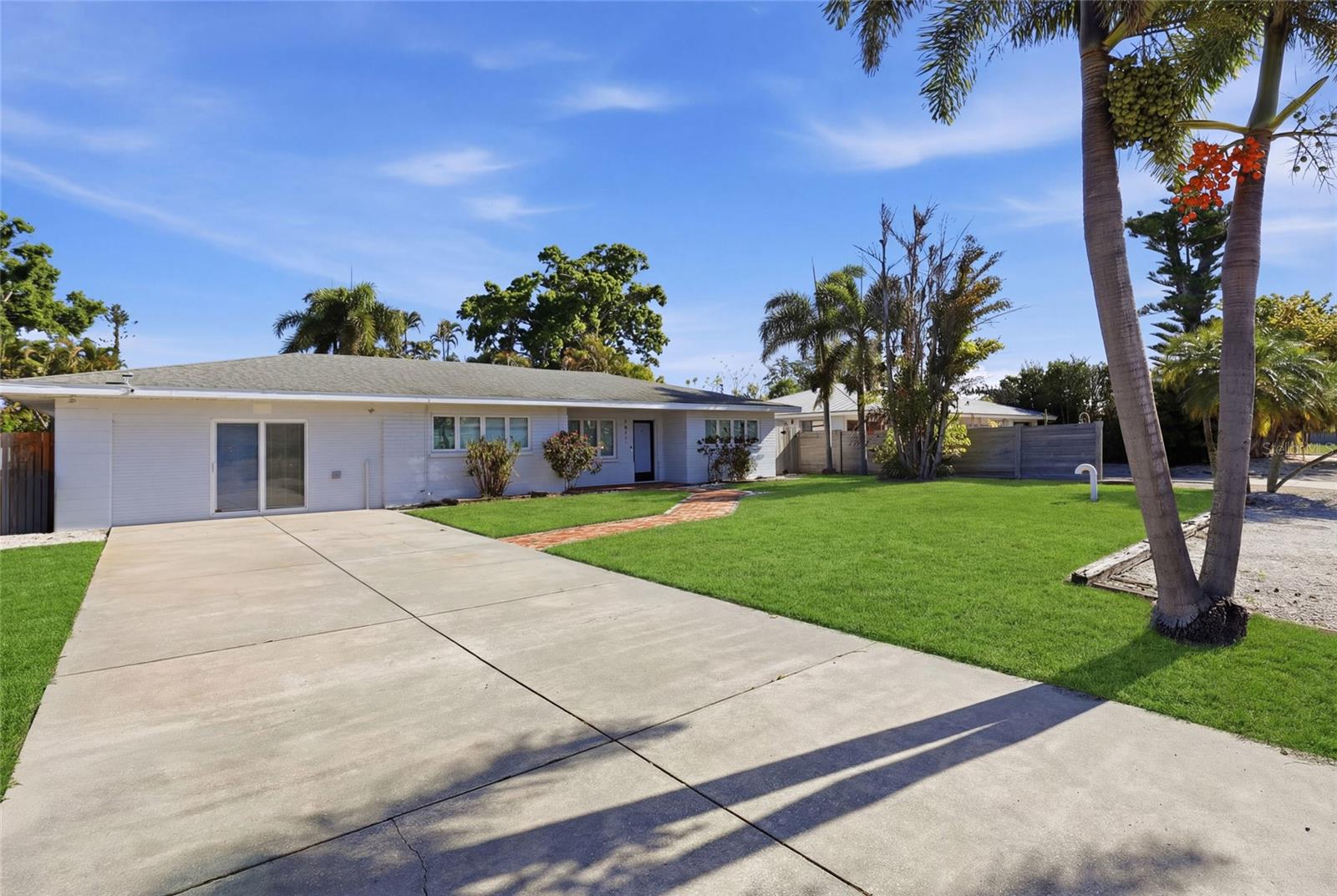 Image 36 of 46 For 2311 Sunnyside Place