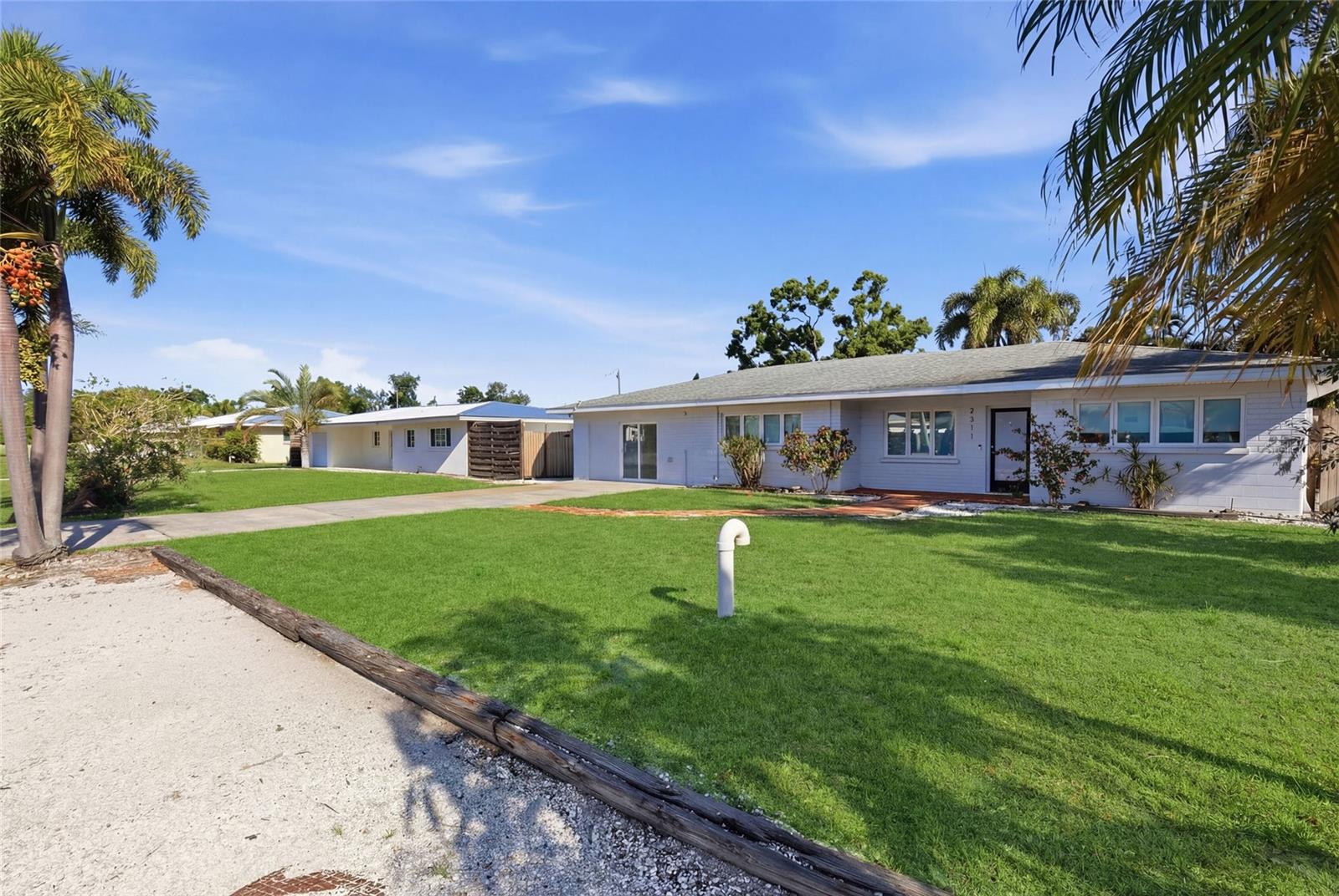 Image 37 of 46 For 2311 Sunnyside Place