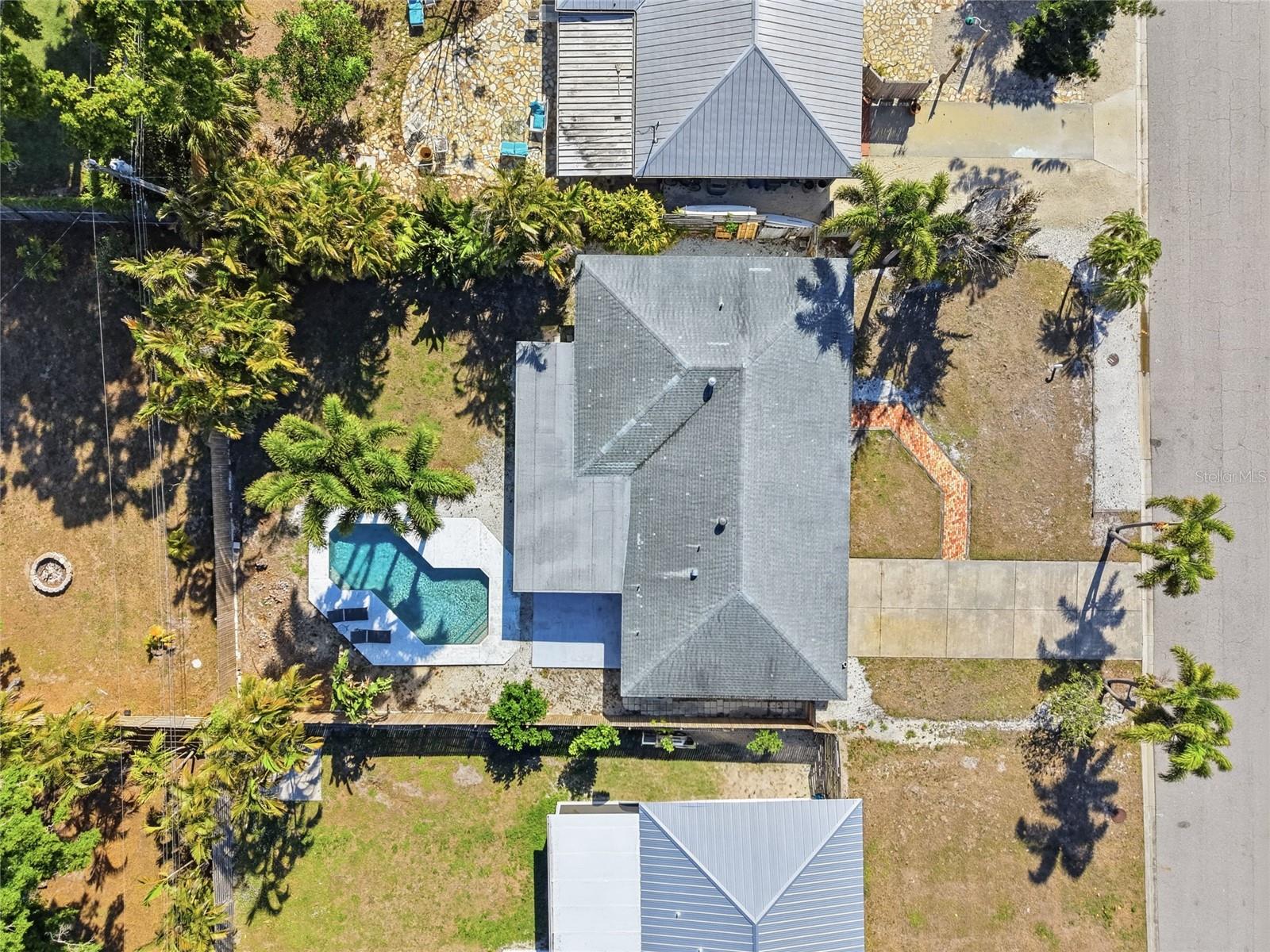 Image 39 of 46 For 2311 Sunnyside Place