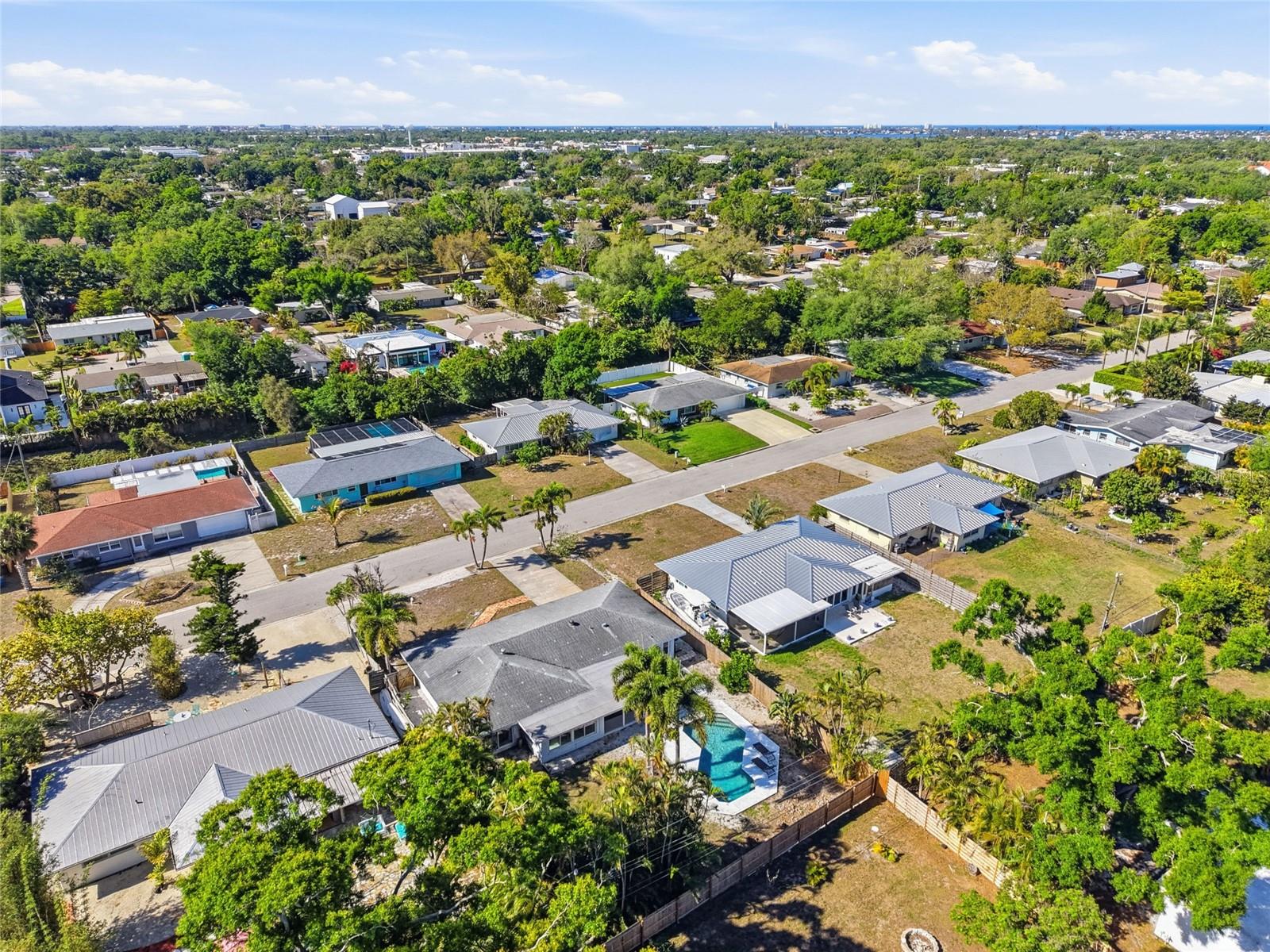 Image 43 of 46 For 2311 Sunnyside Place