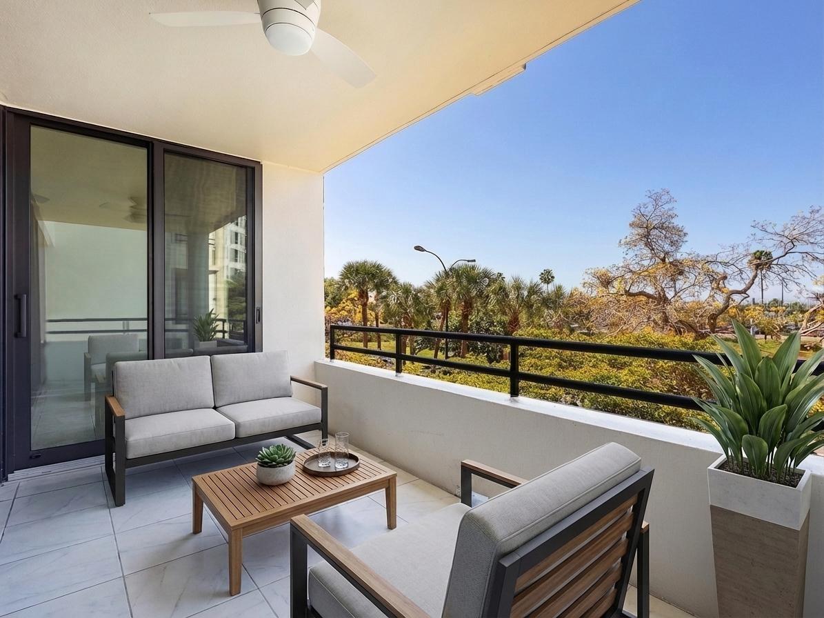 Image 12 of 44 For 1255 Gulfstream Avenue 205