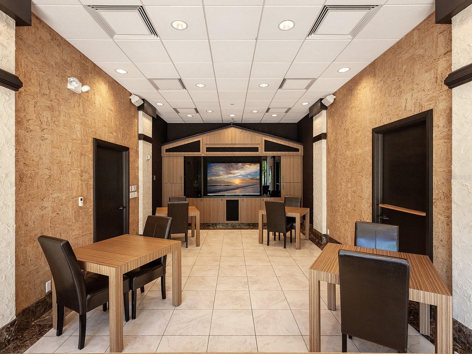 Image 31 of 44 For 1255 Gulfstream Avenue 205