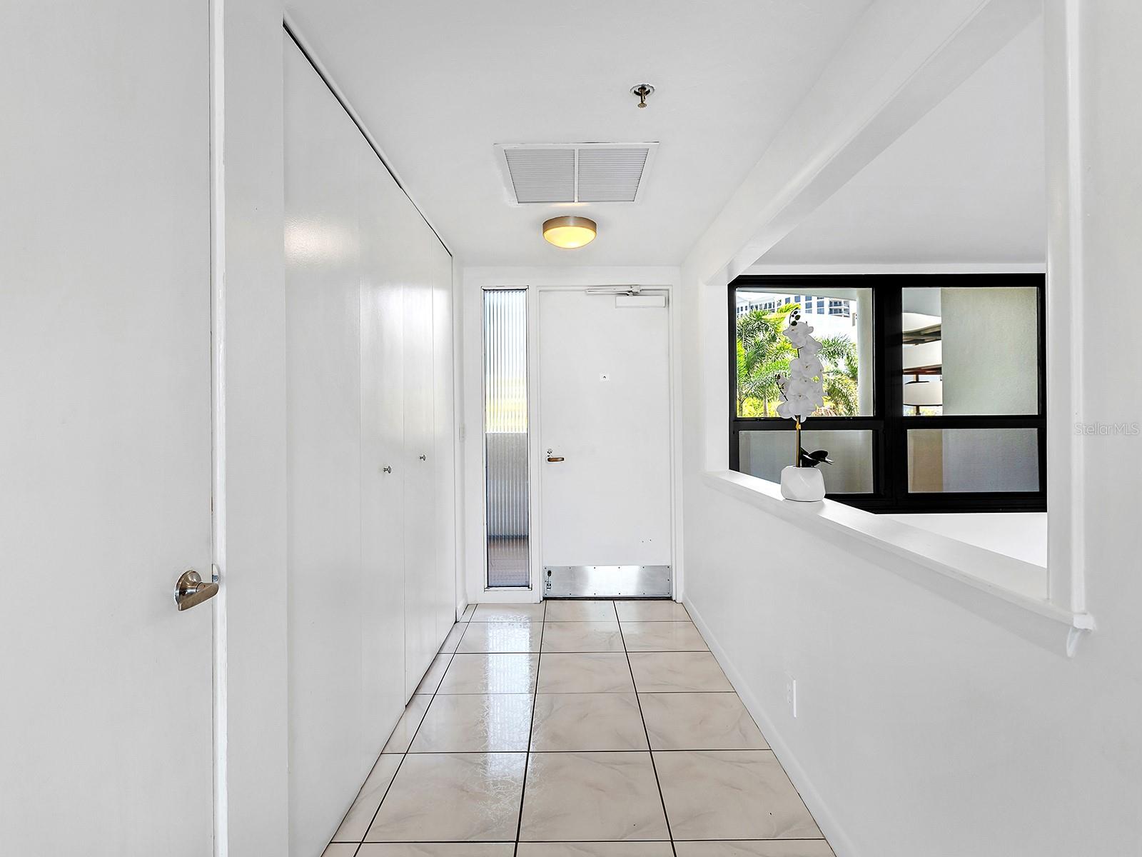 Image 5 of 44 For 1255 Gulfstream Avenue 205