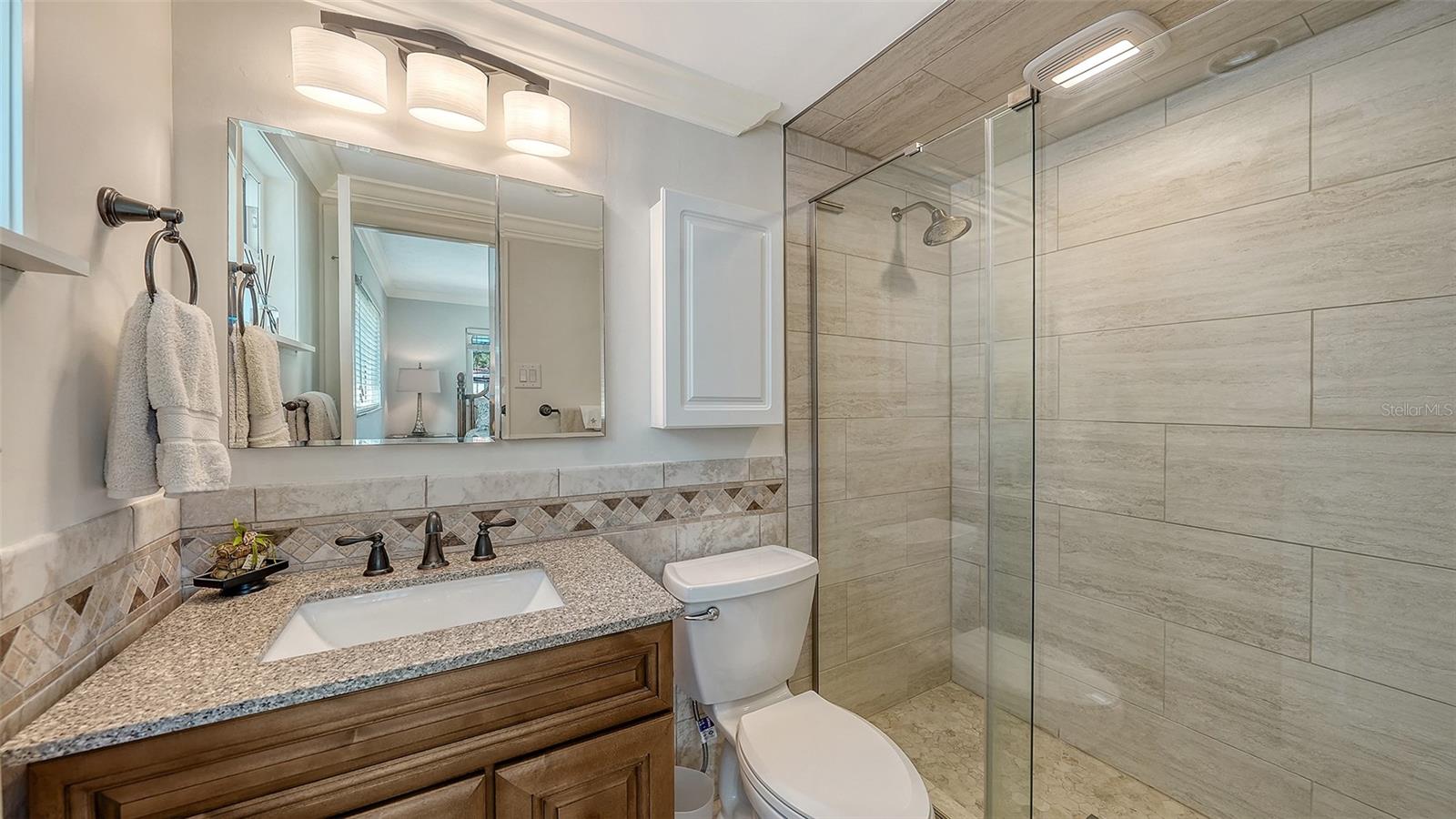 Image 16 of 30 For 9538 Azure Cove