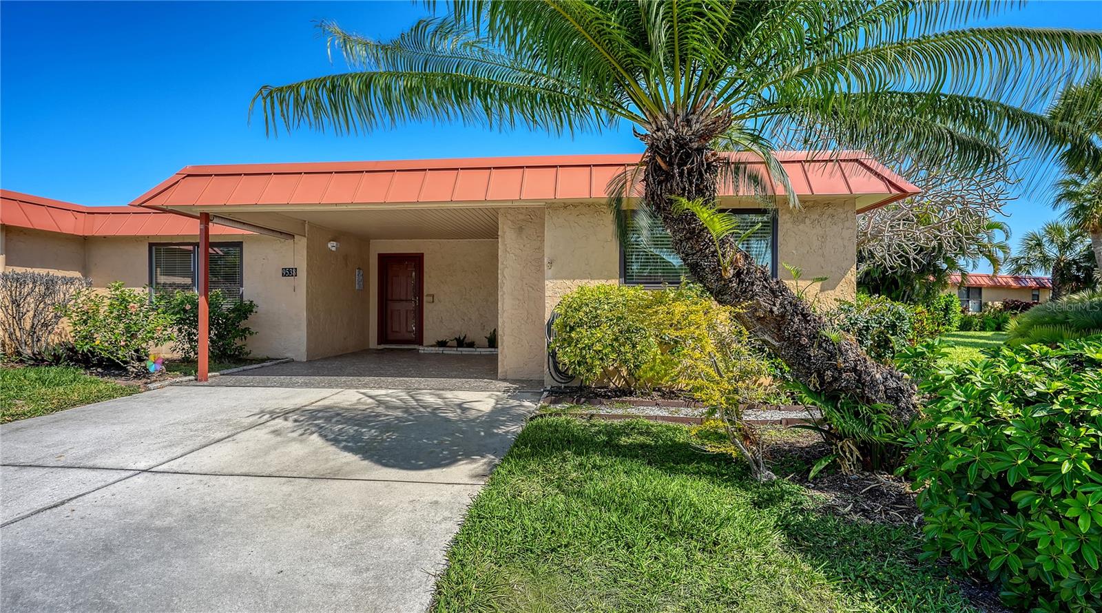 Image 2 of 30 For 9538 Azure Cove