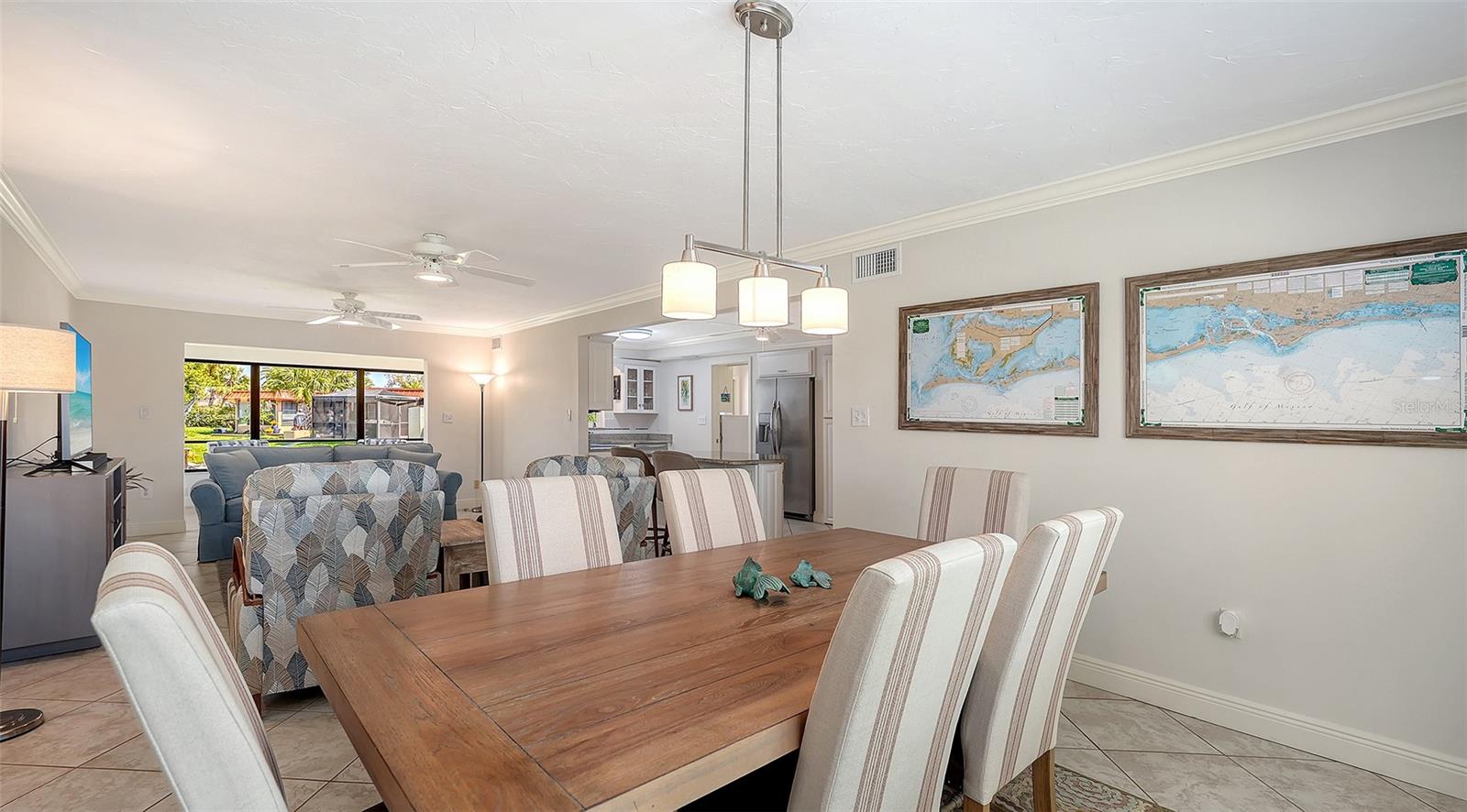 Image 9 of 30 For 9538 Azure Cove