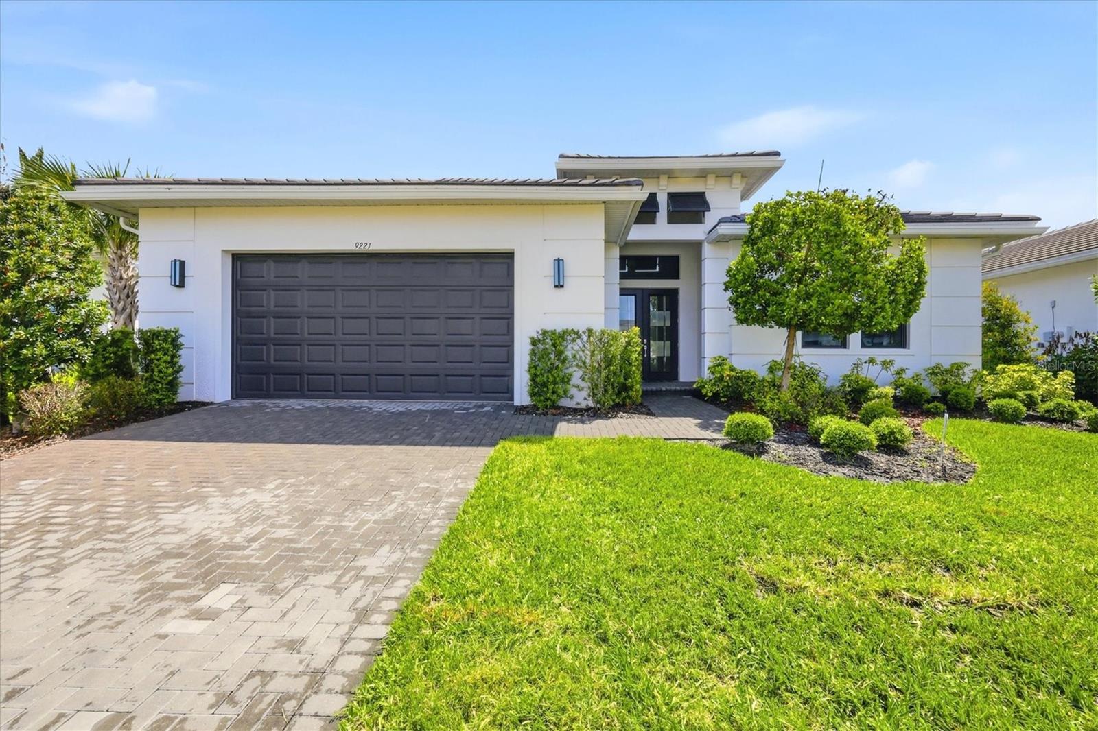 Image 47 of 88 For 9221 Bernini Place