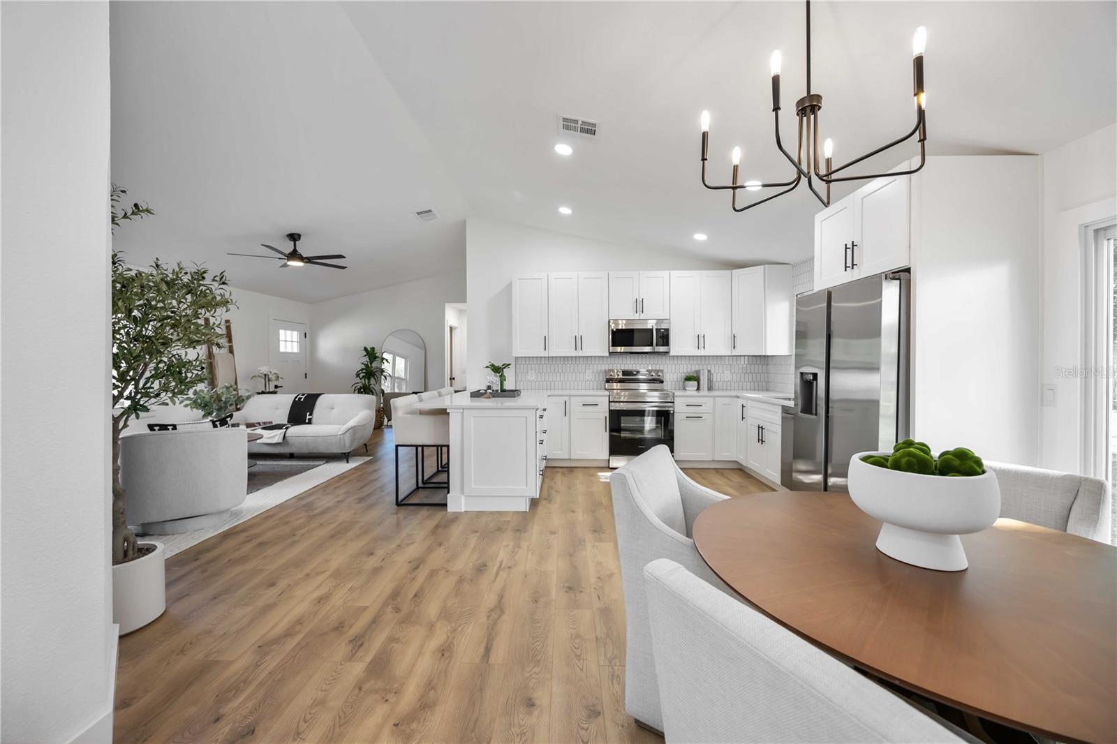 Image 14 of 30 For 5442 Ansonia Terrace