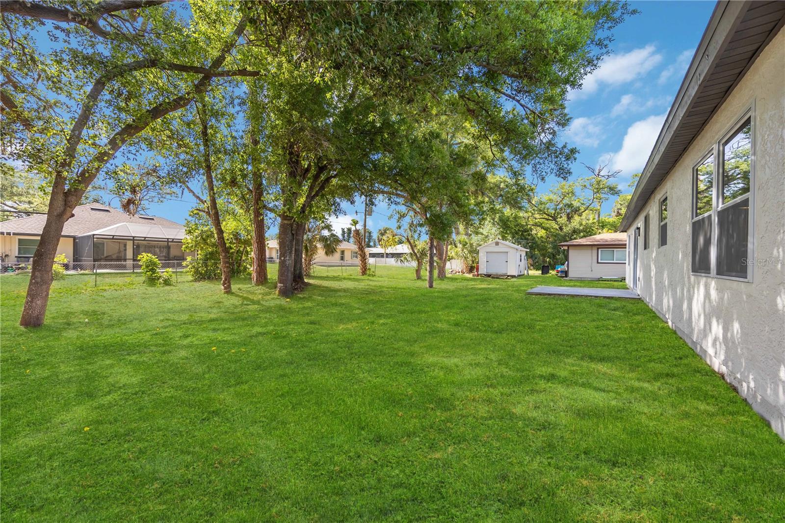 Image 25 of 30 For 5442 Ansonia Terrace