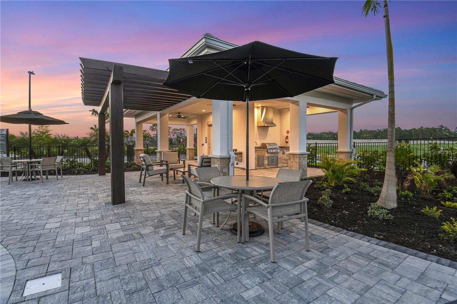Image 42 of 44 For 10601 Orbit Terrace