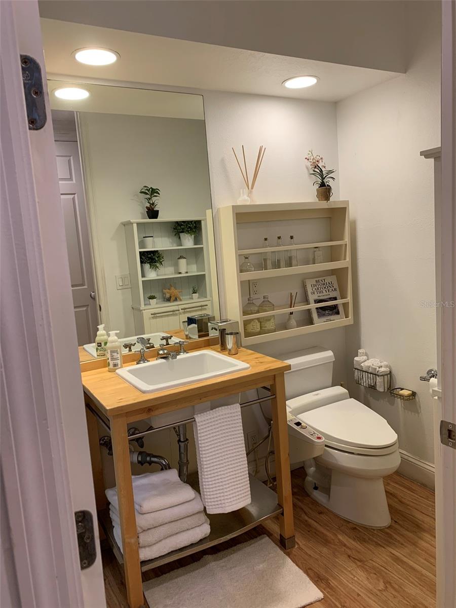 Image 17 of 33 For 3510 54th Drive W 101