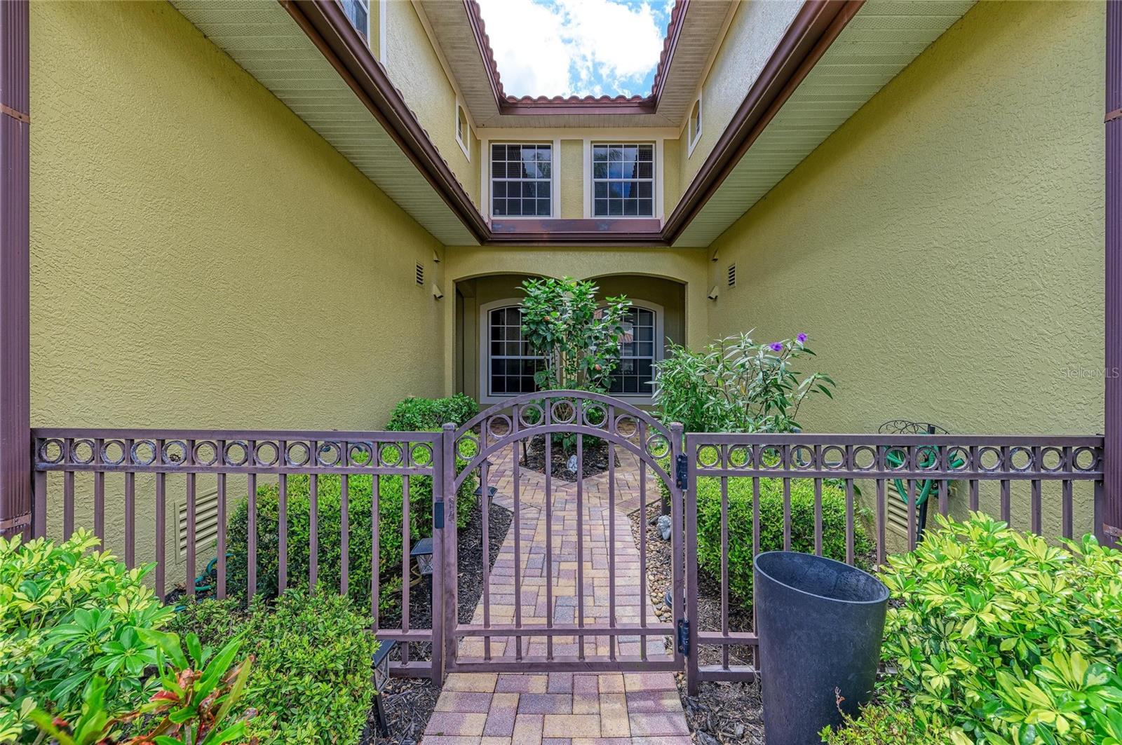 Image 7 of 78 For 8409 Miramar Way 102