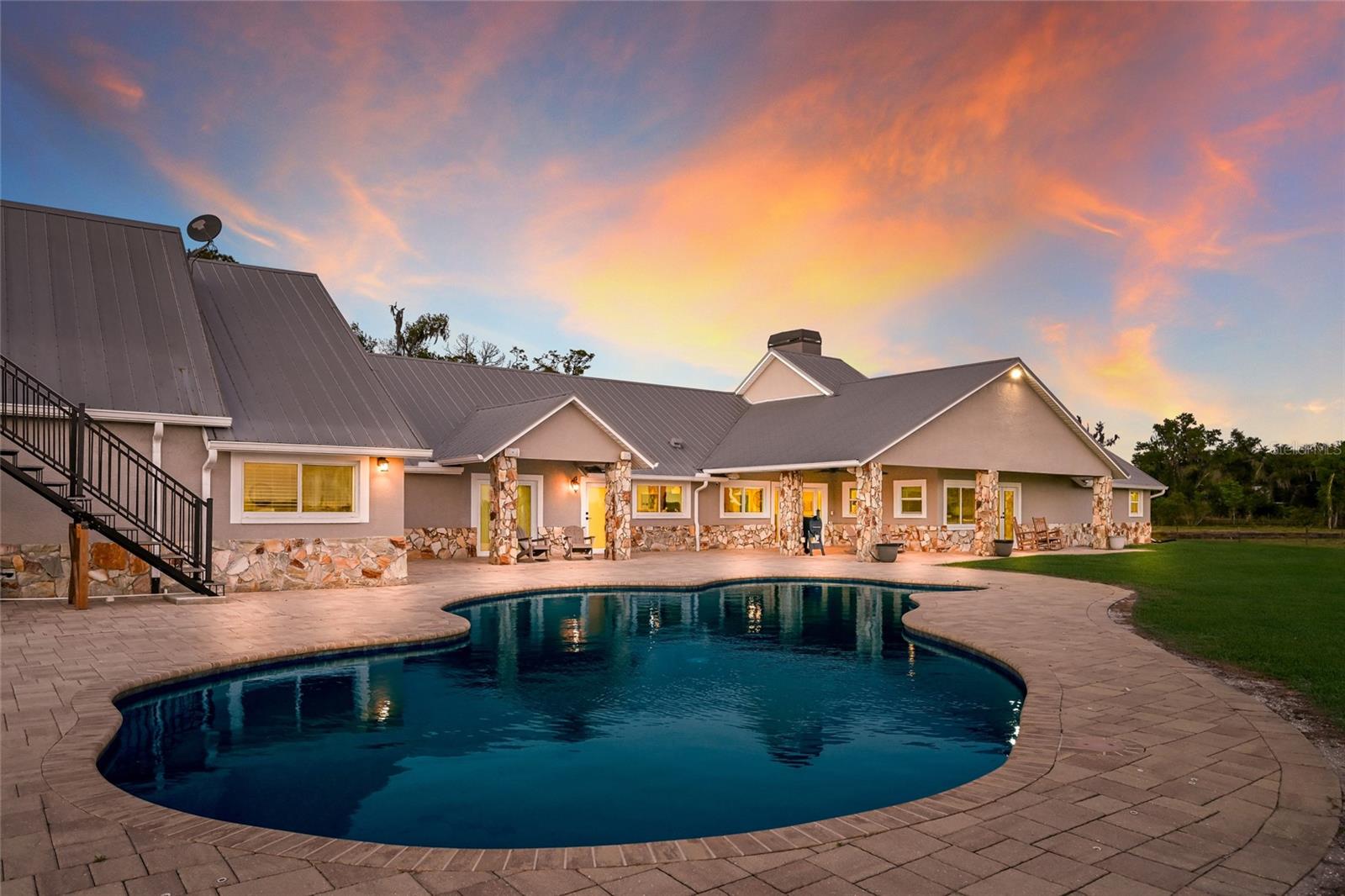 Image 10 of 68 For 30854 Singletary Road