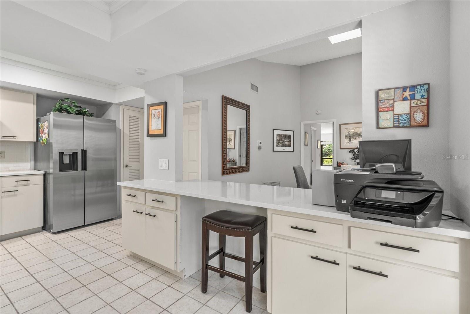 Image 13 of 30 For 3862 Wilshire Circle W 107