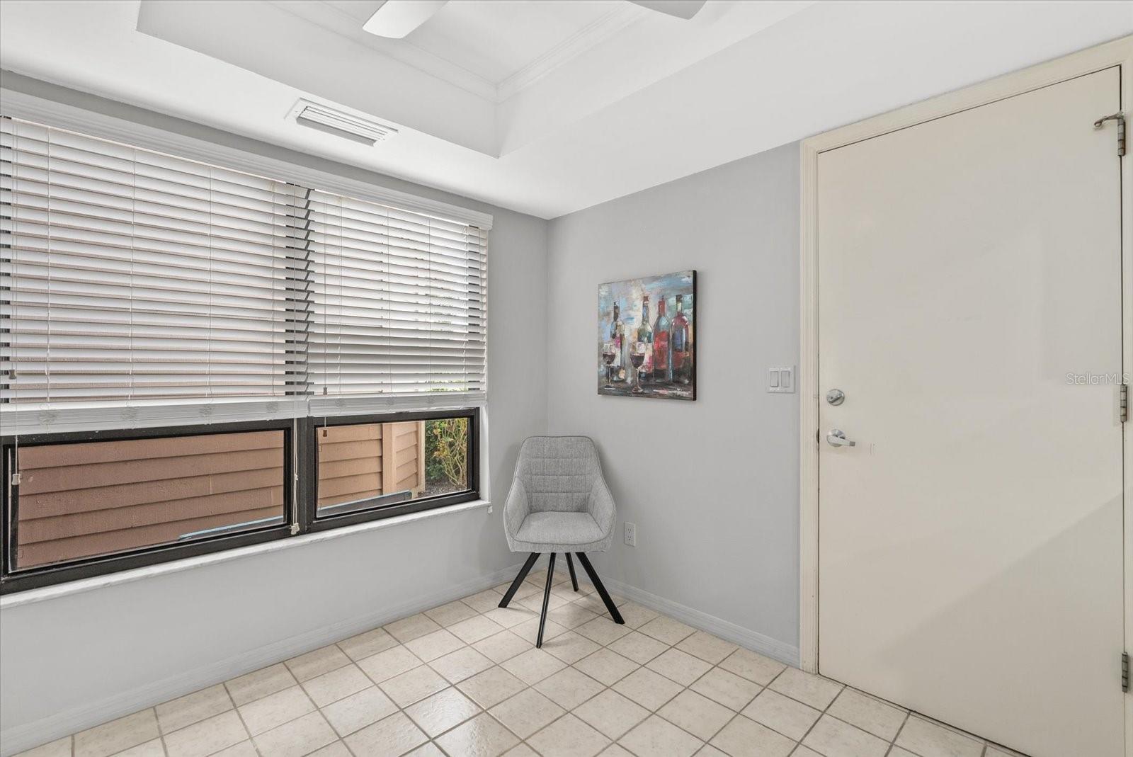 Image 16 of 30 For 3862 Wilshire Circle W 107