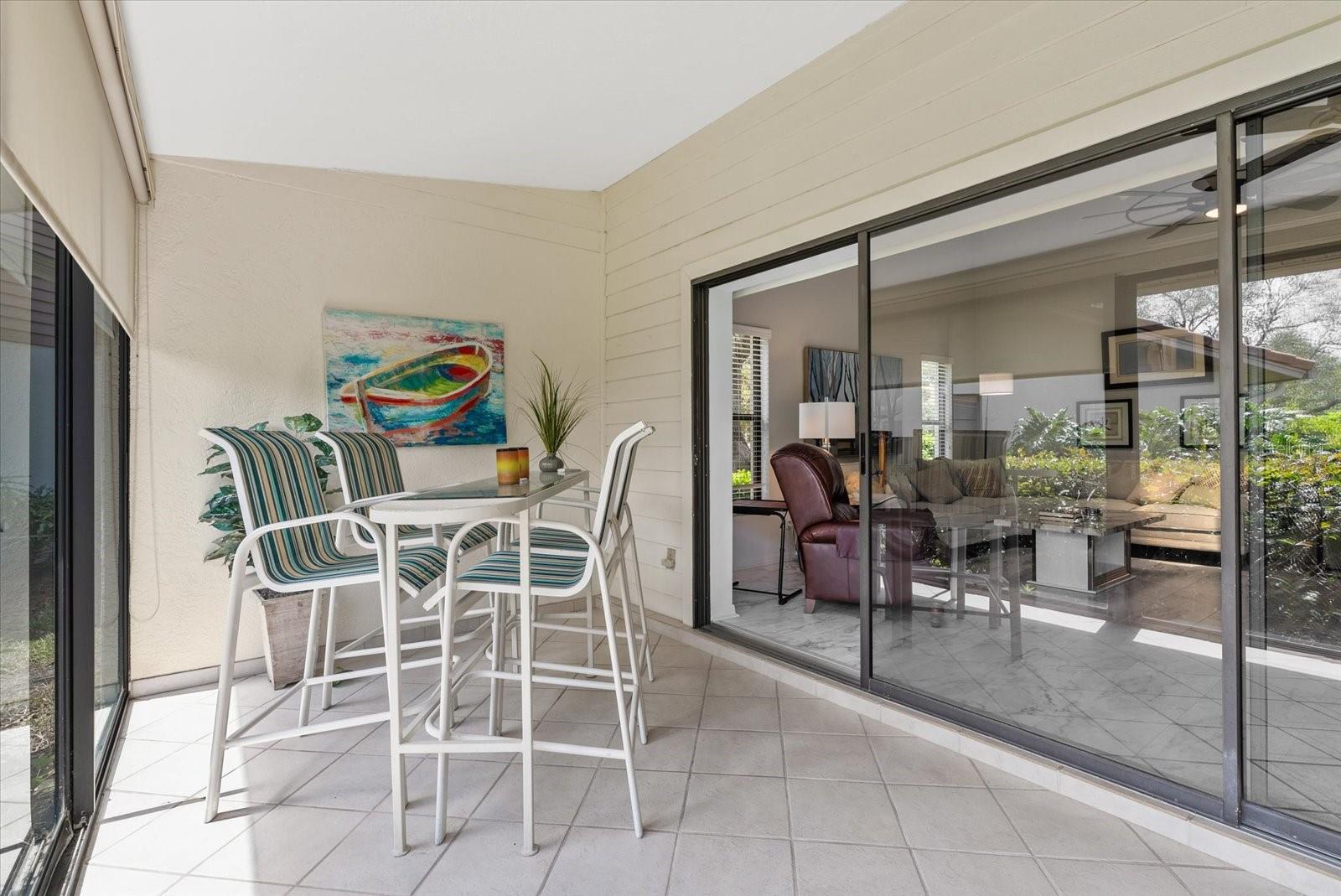 Image 25 of 30 For 3862 Wilshire Circle W 107